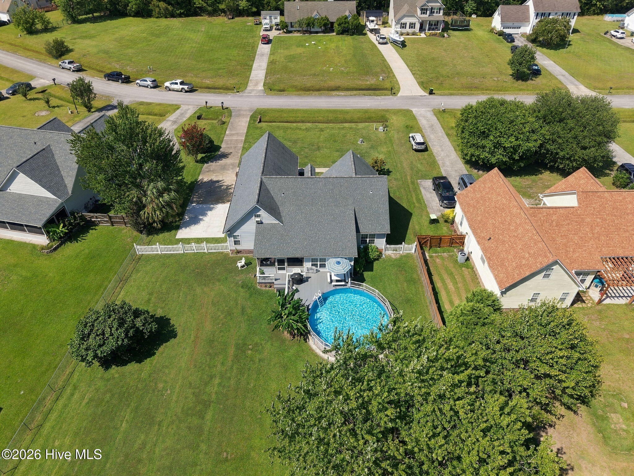 310 Bobbys Drive Property Photo 6