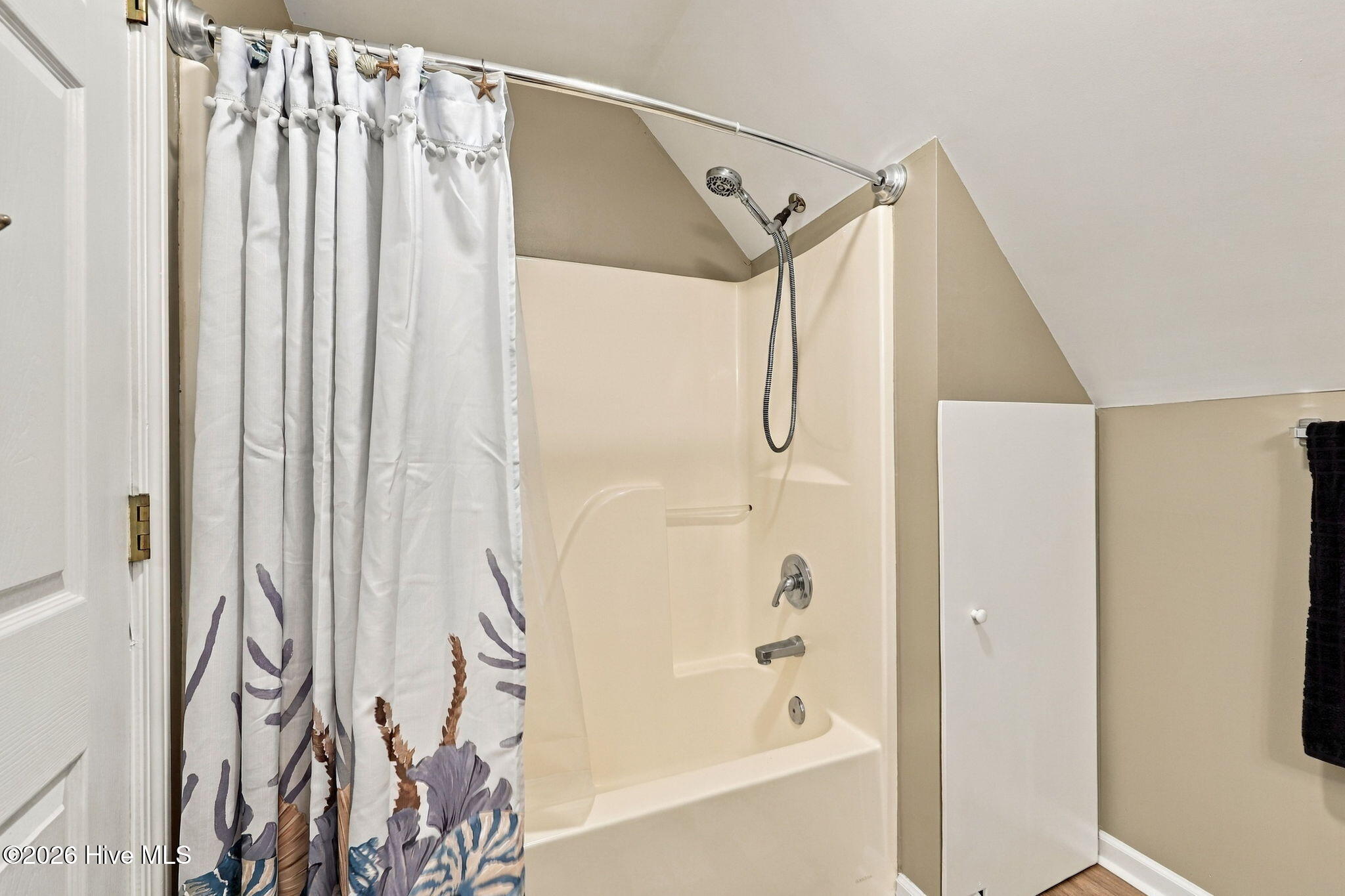 310 Bobbys Drive Property Photo 35