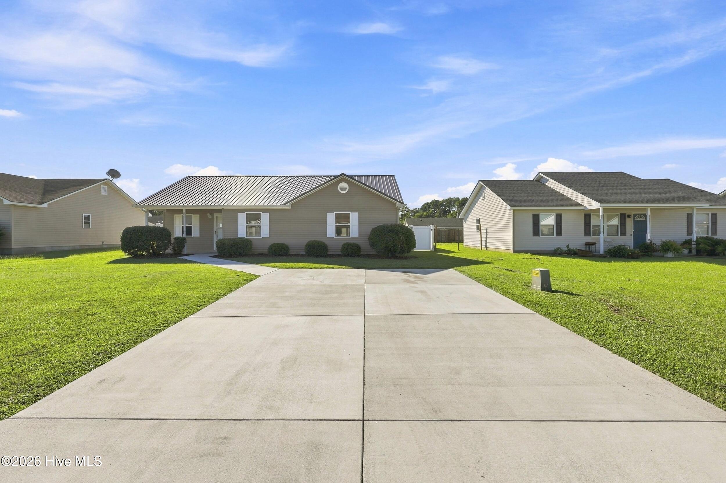 1105 Jessica Street Property Photo 5