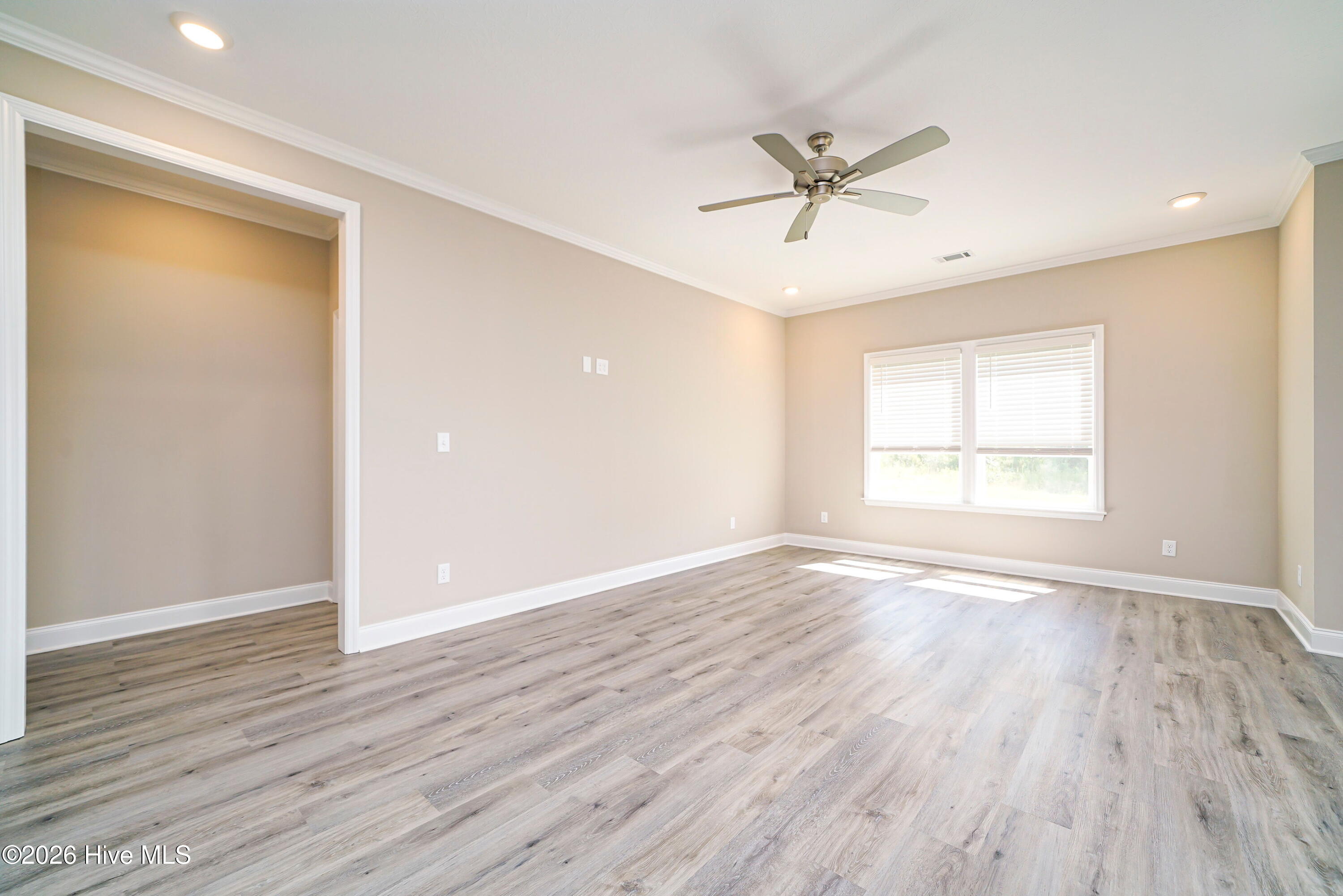 2387 Obsidian Court Property Photo 4