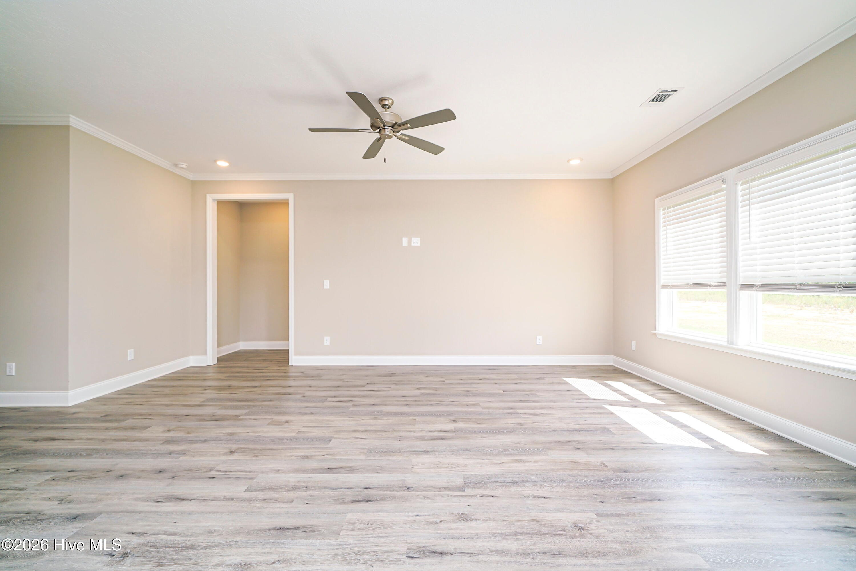 2387 Obsidian Court Property Photo 5