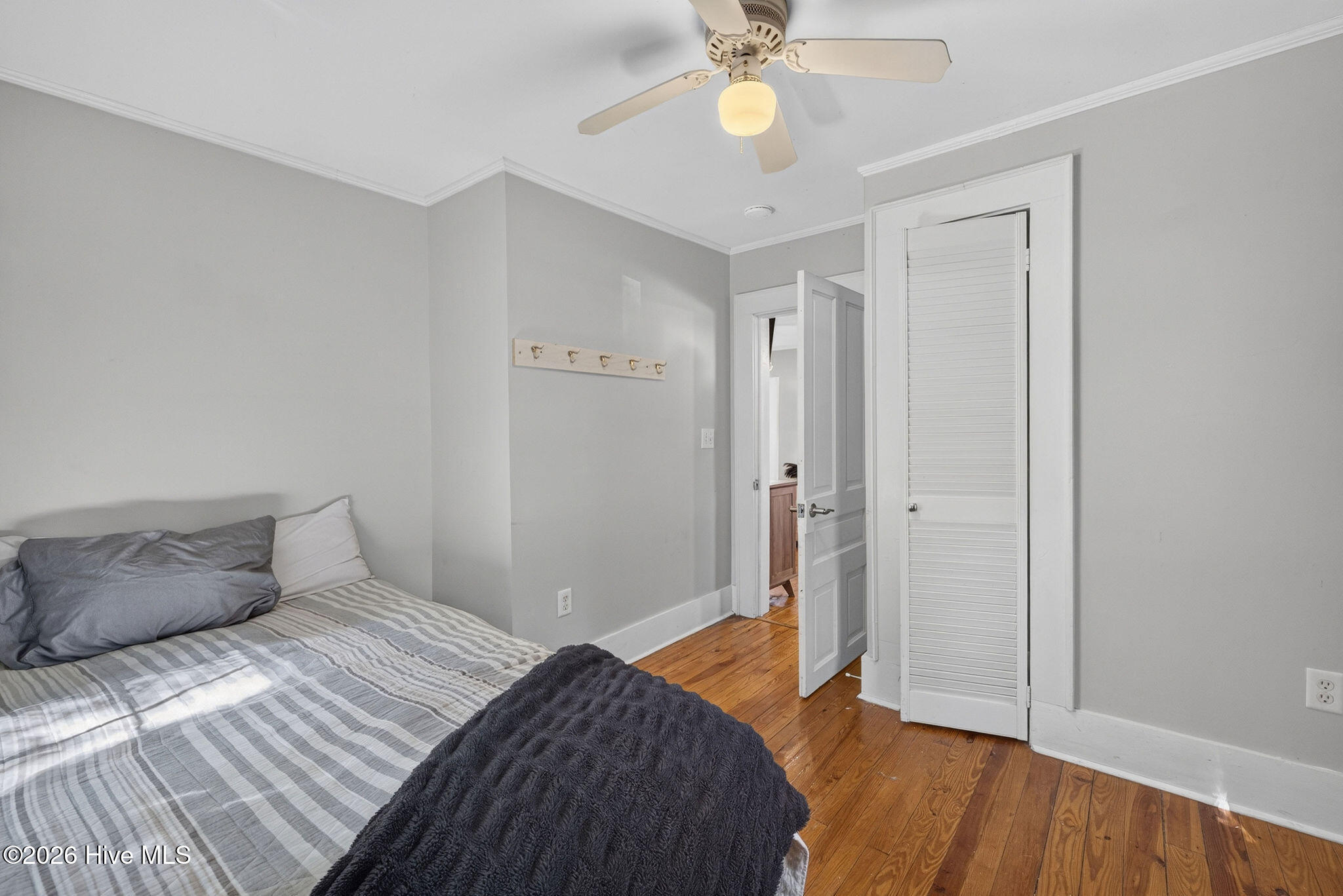 1822 Waddell Street Property Photo 24