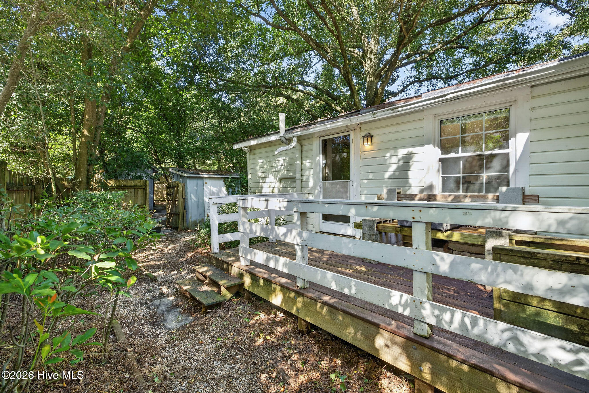 1822 Waddell Street Property Photo 28