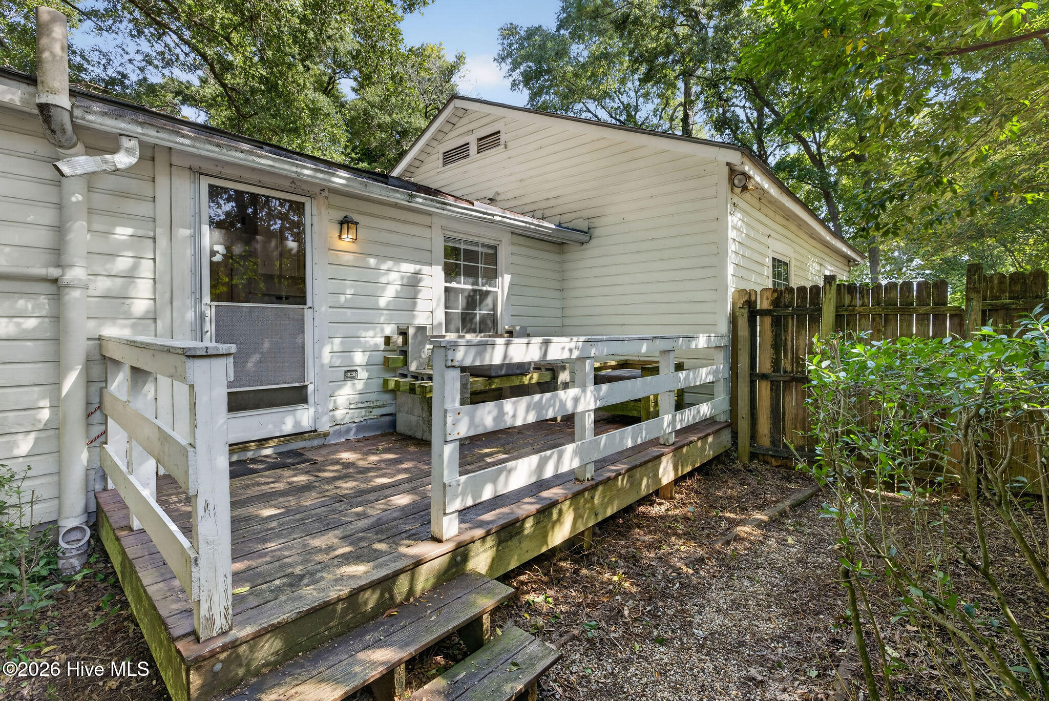 1822 Waddell Street Property Photo 29