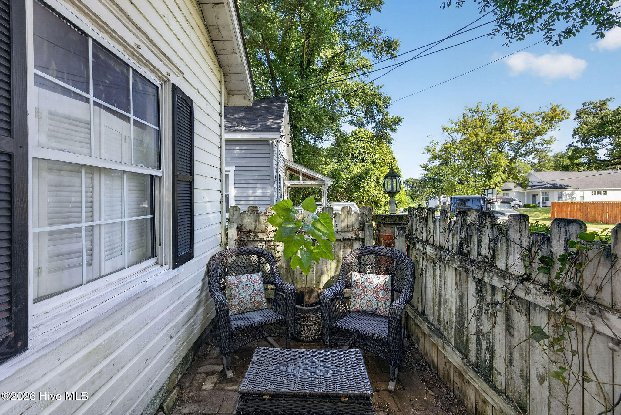 1822 Waddell Street Property Photo 47