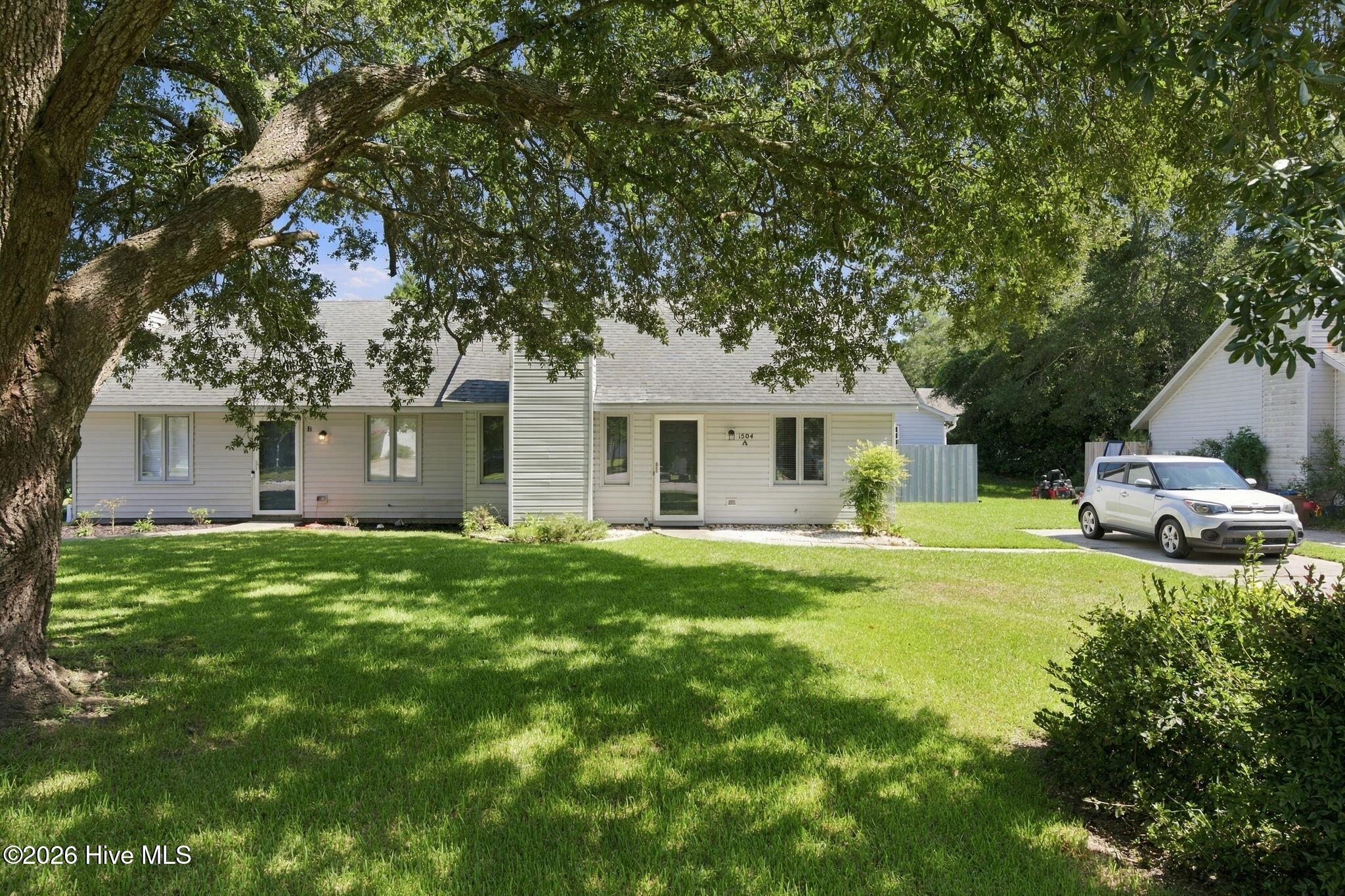 1504 Princeton Lane A Property Photo 2