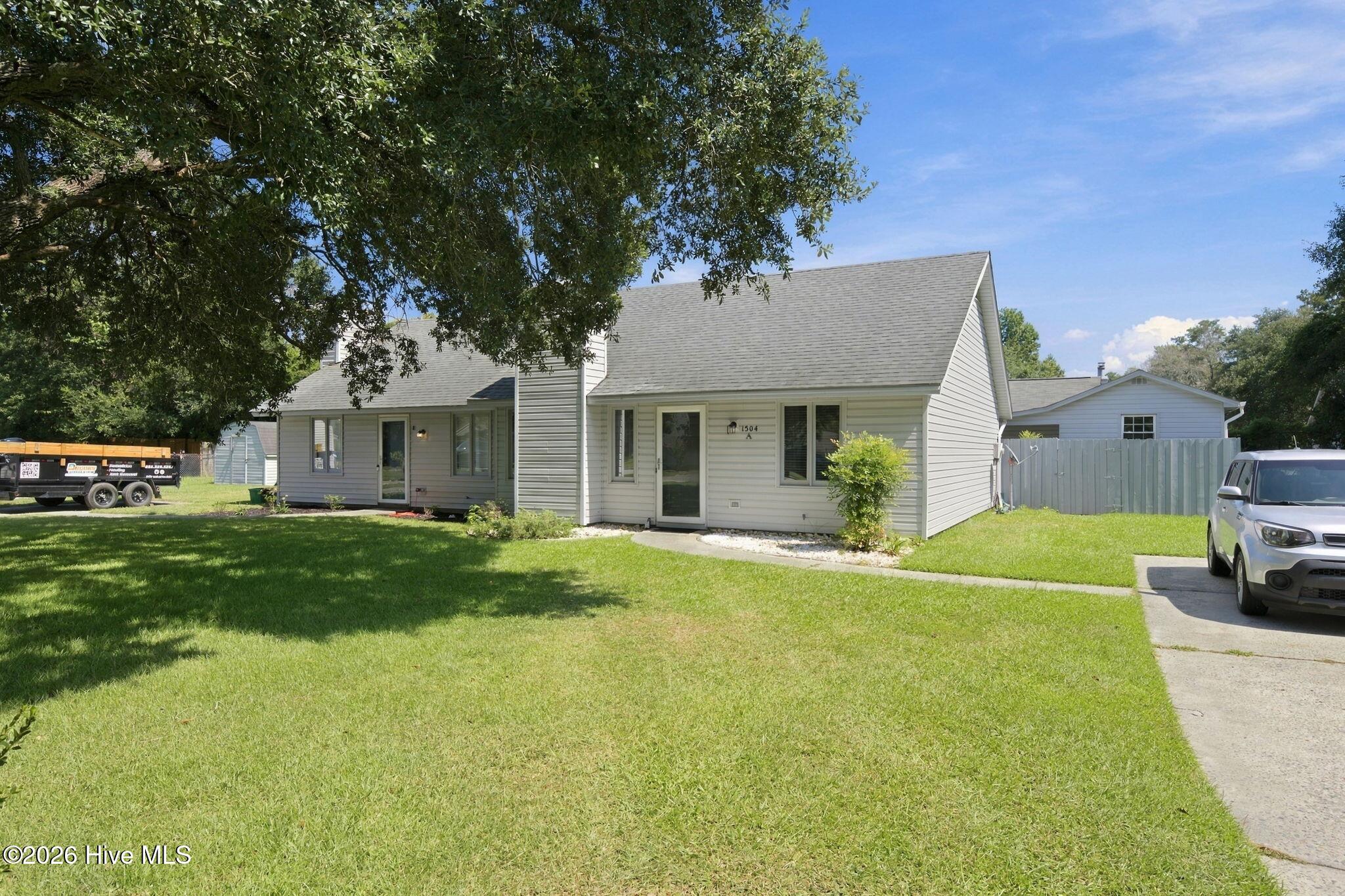 1504 Princeton Lane A Property Photo 3