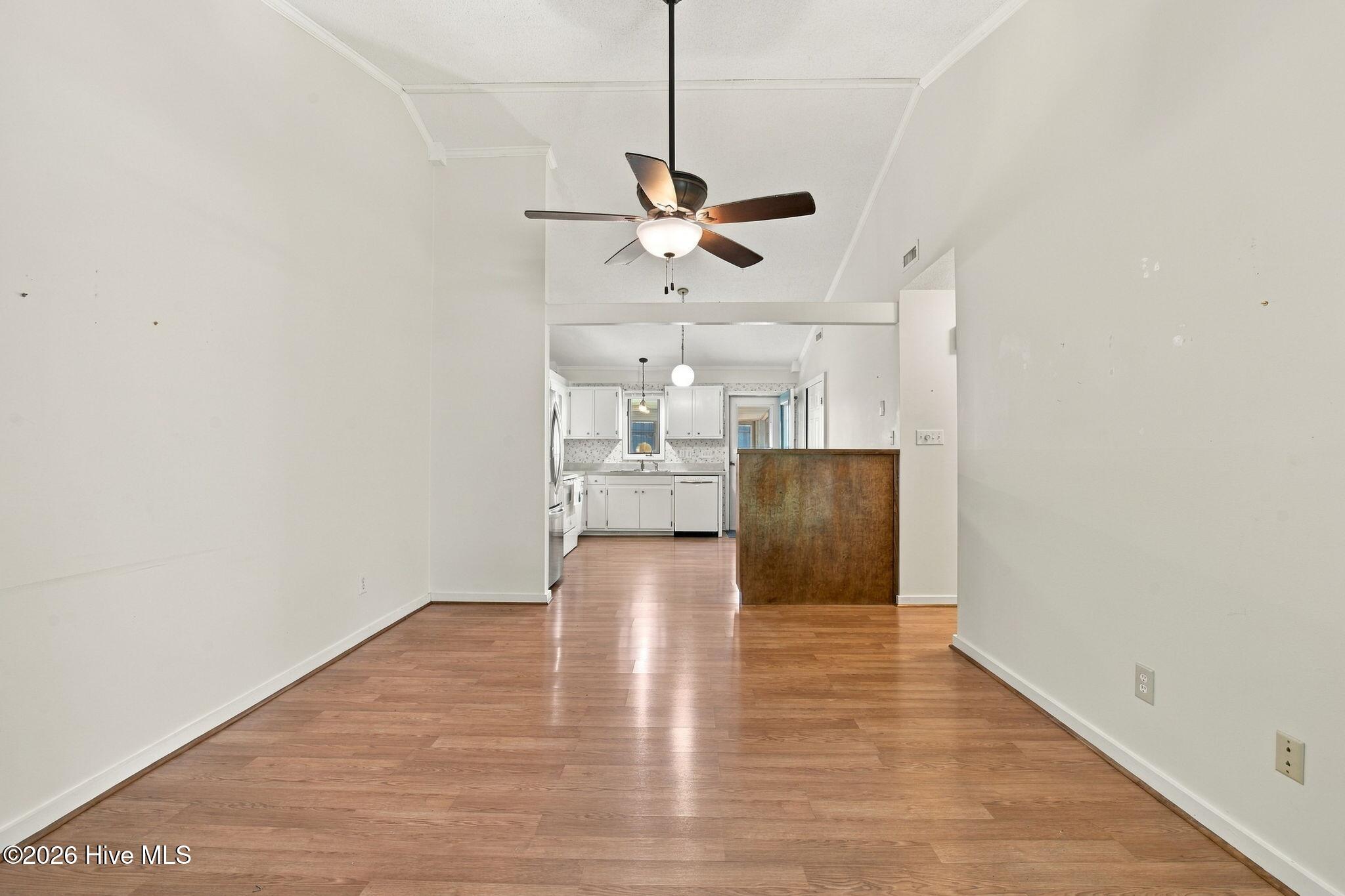 1504 Princeton Lane A Property Photo 5