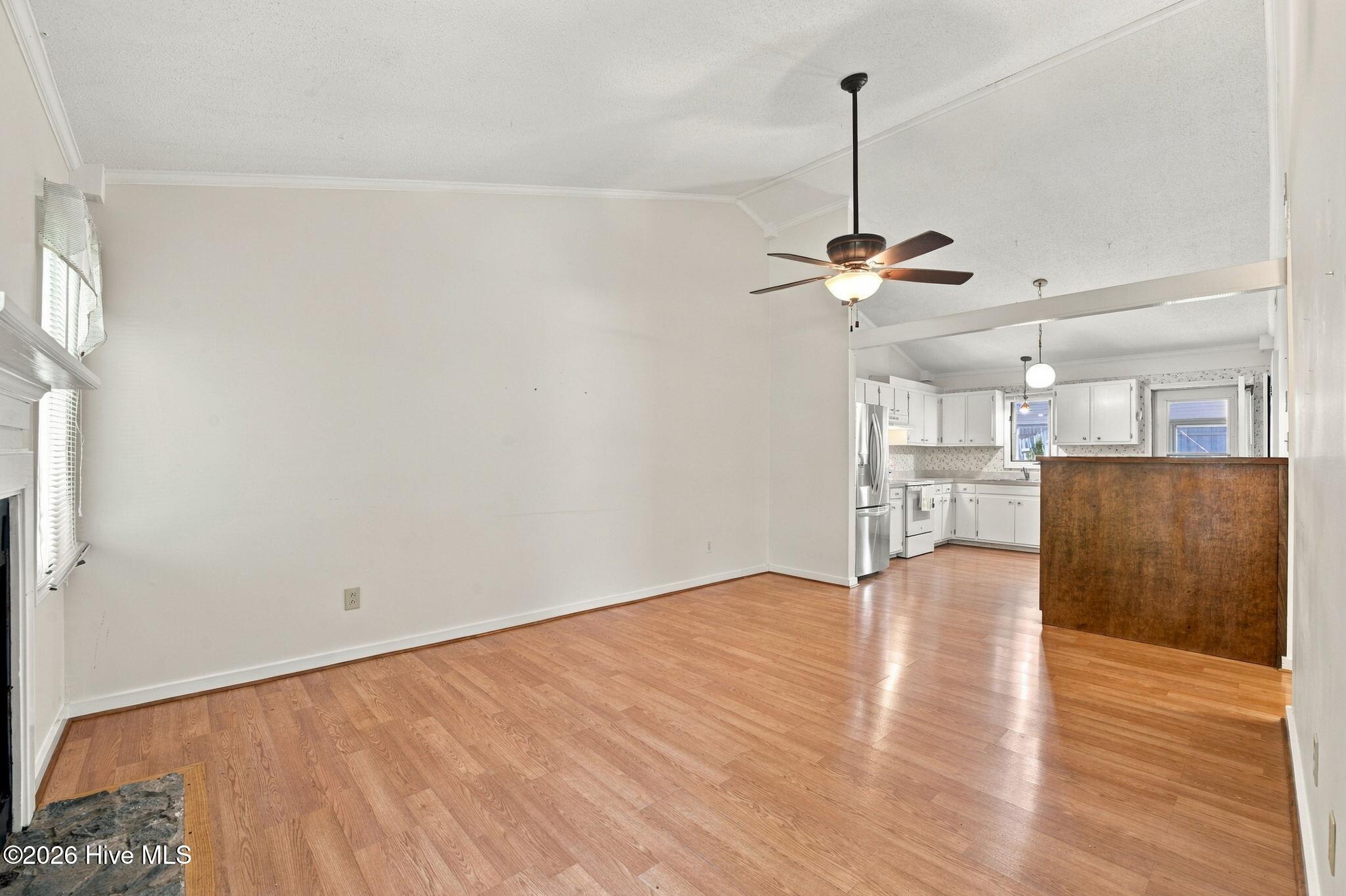 1504 Princeton Lane A Property Photo 8