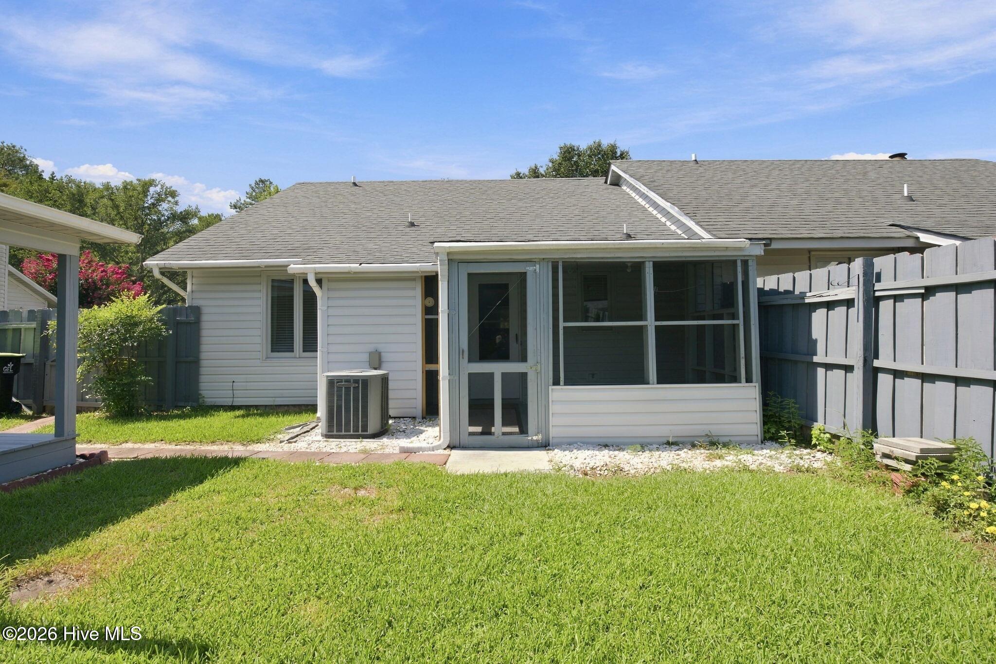 1504 Princeton Lane A Property Photo 26