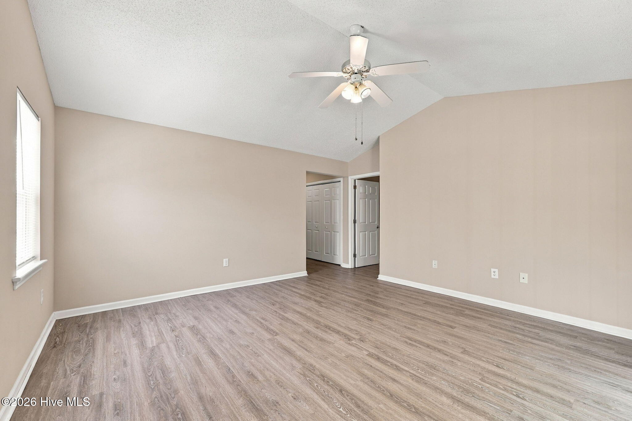 1001 Courtyard E Property Photo 20