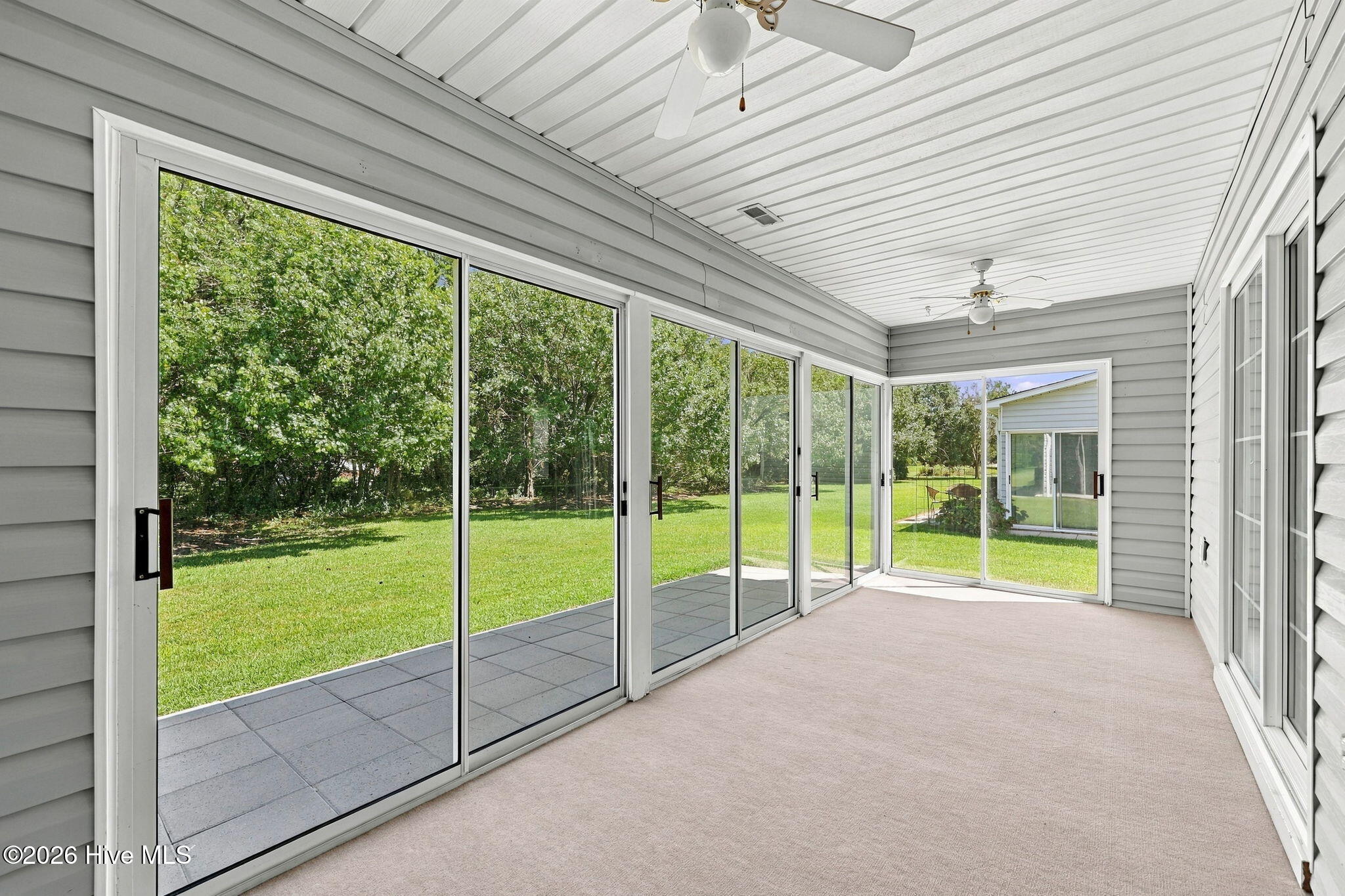 1001 Courtyard E Property Photo 28