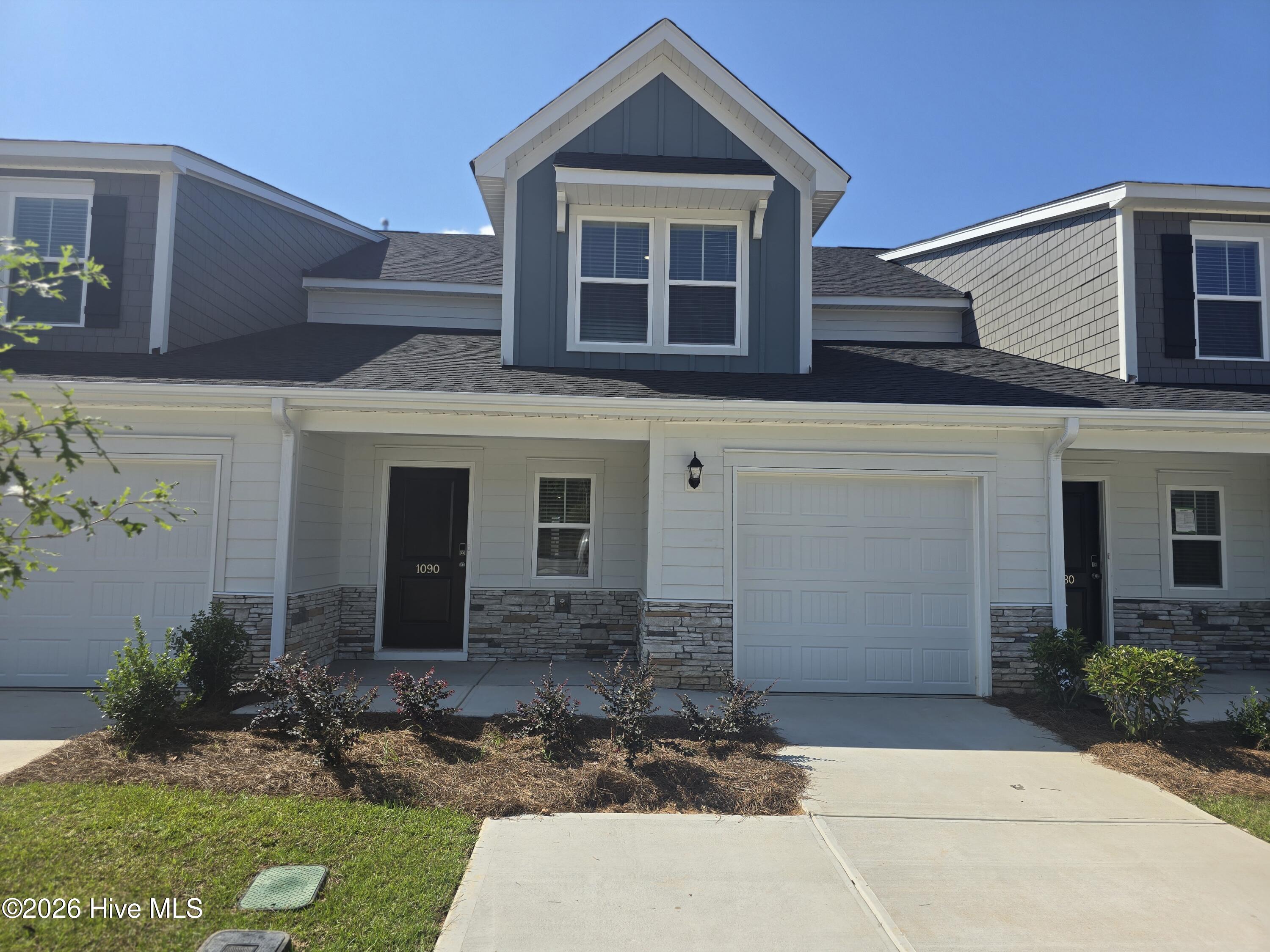 1090 Tabor Place Property Photo 1