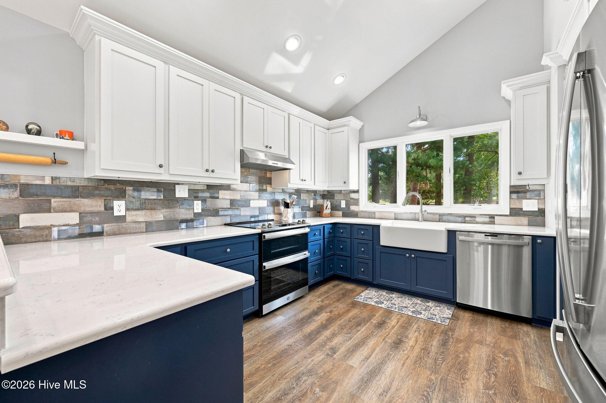 9 Forest Hills Lane Property Photo 4
