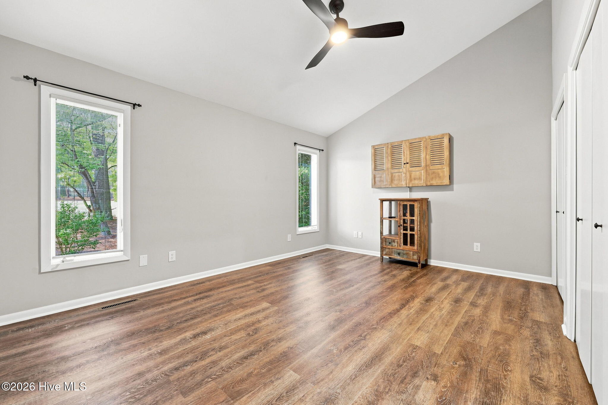 9 Forest Hills Lane Property Photo 16