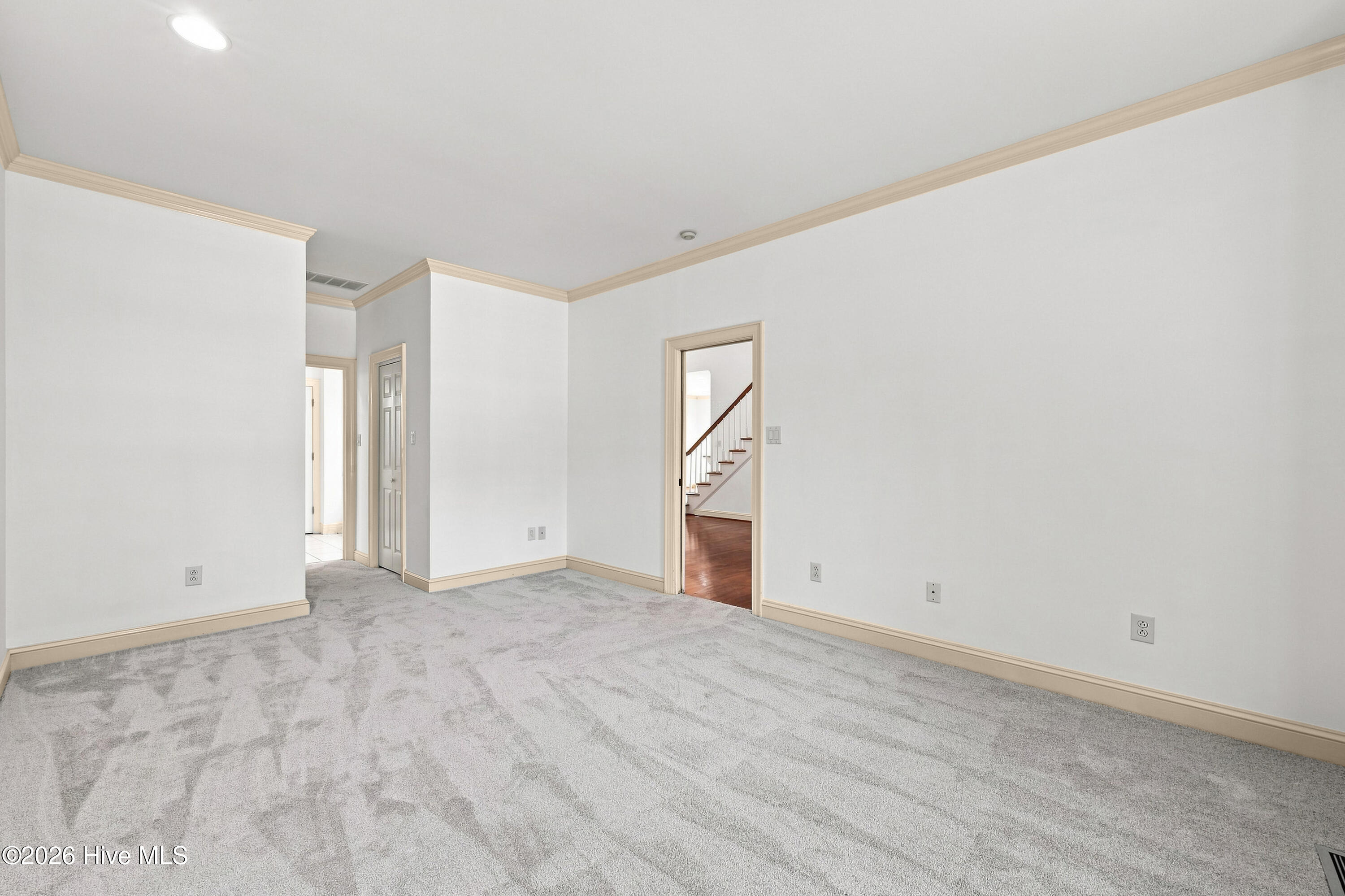 1103 Devonshire Drive Property Photo 13