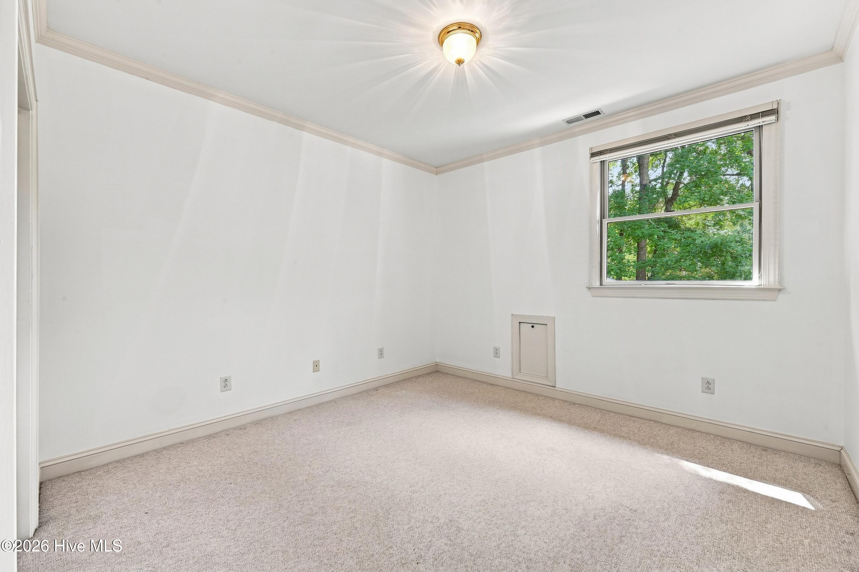 1103 Devonshire Drive Property Photo 39