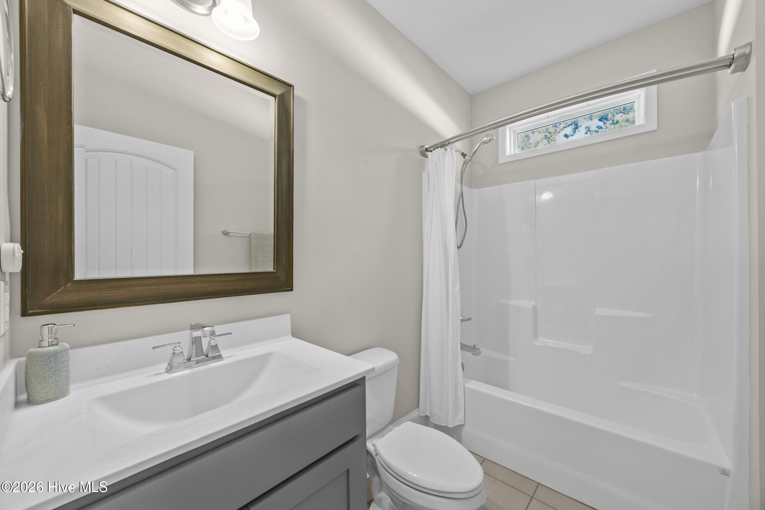 116 Bella Port Lane Property Photo 13