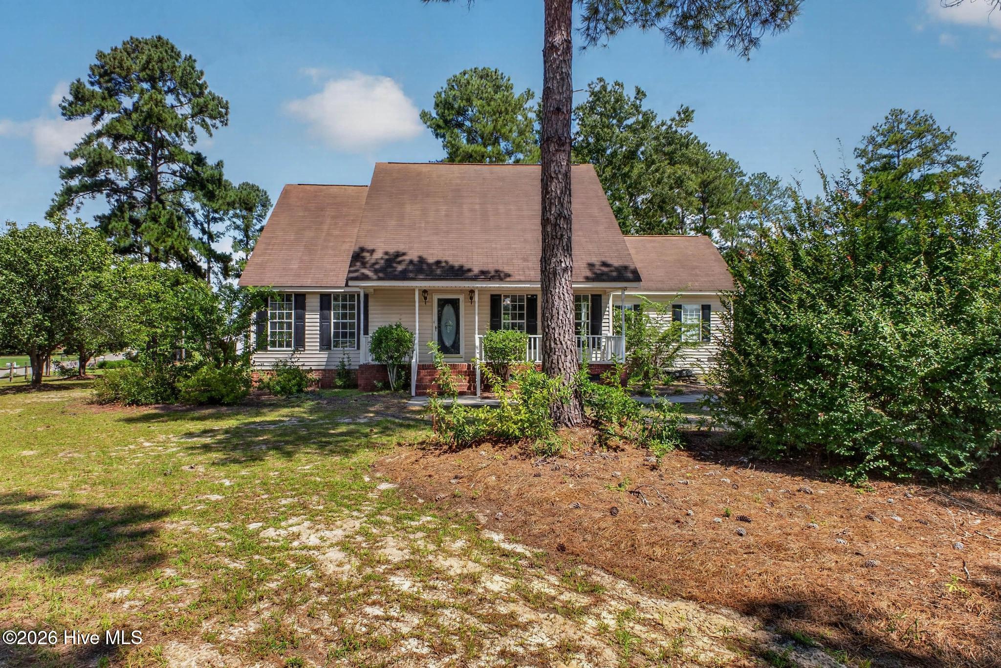 1072 Meadow Lane Property Photo 1