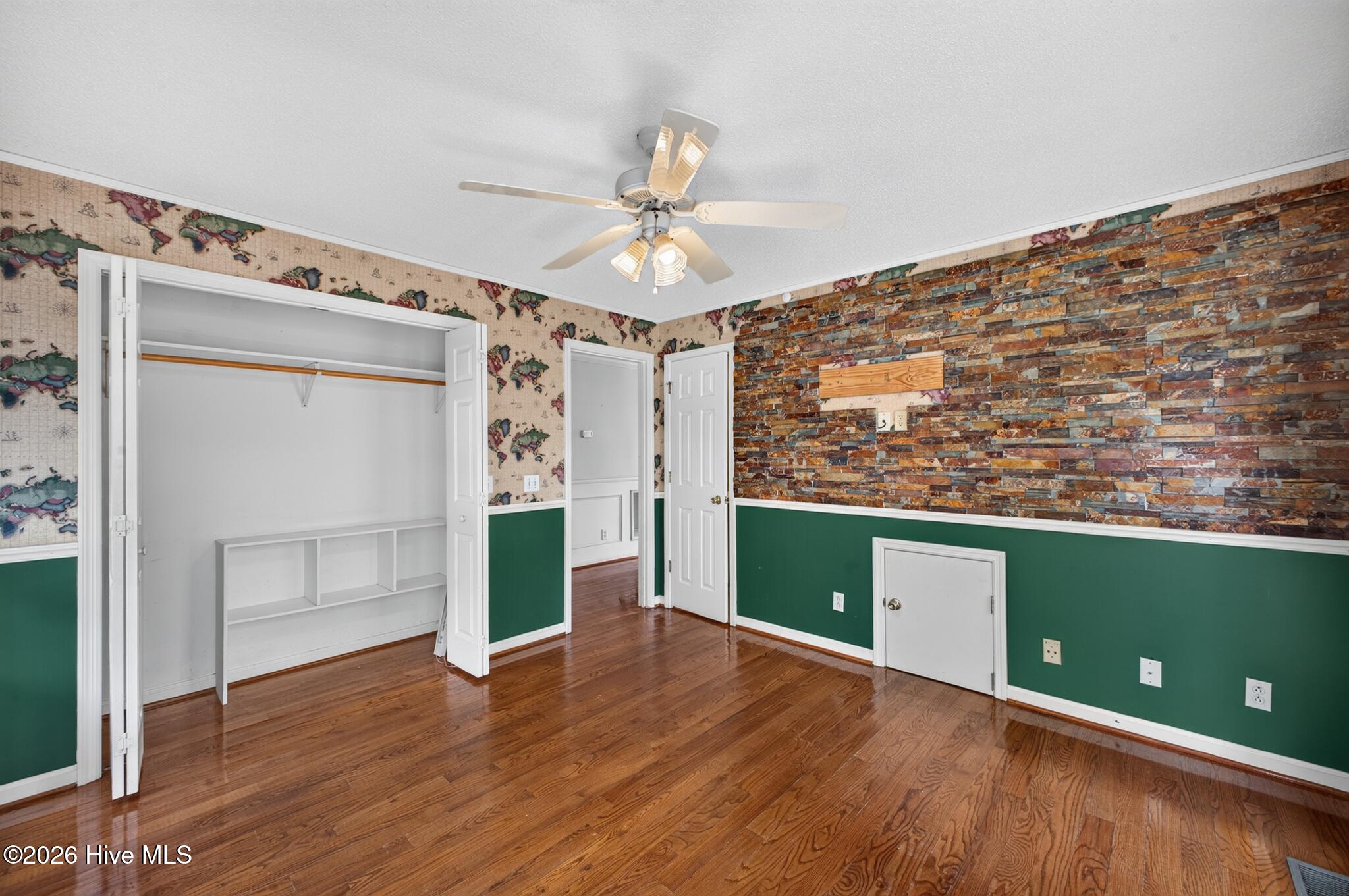 1072 Meadow Lane Property Photo 20