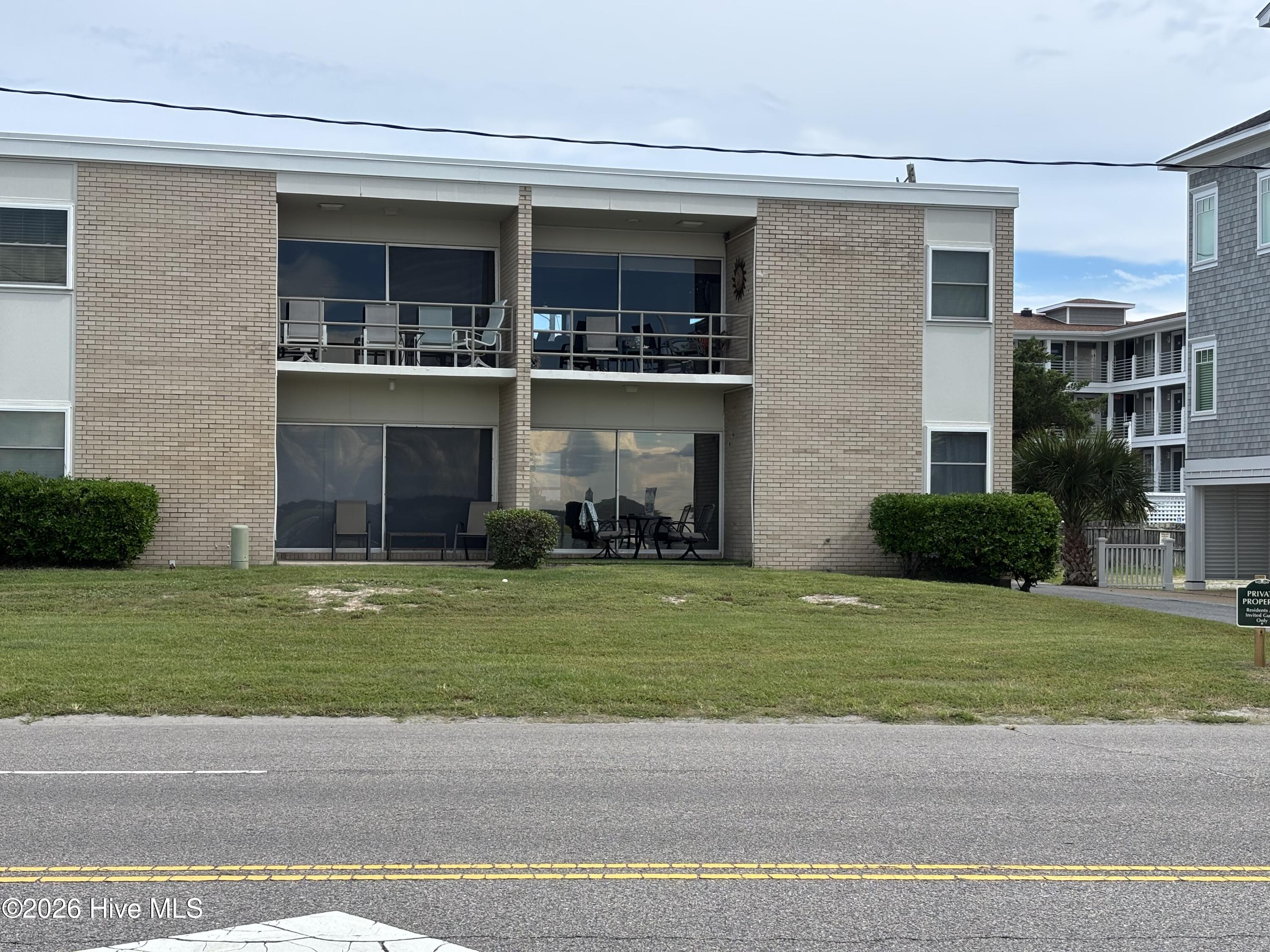 624 Waynick Boulevard Unit 101 Property Photo 3