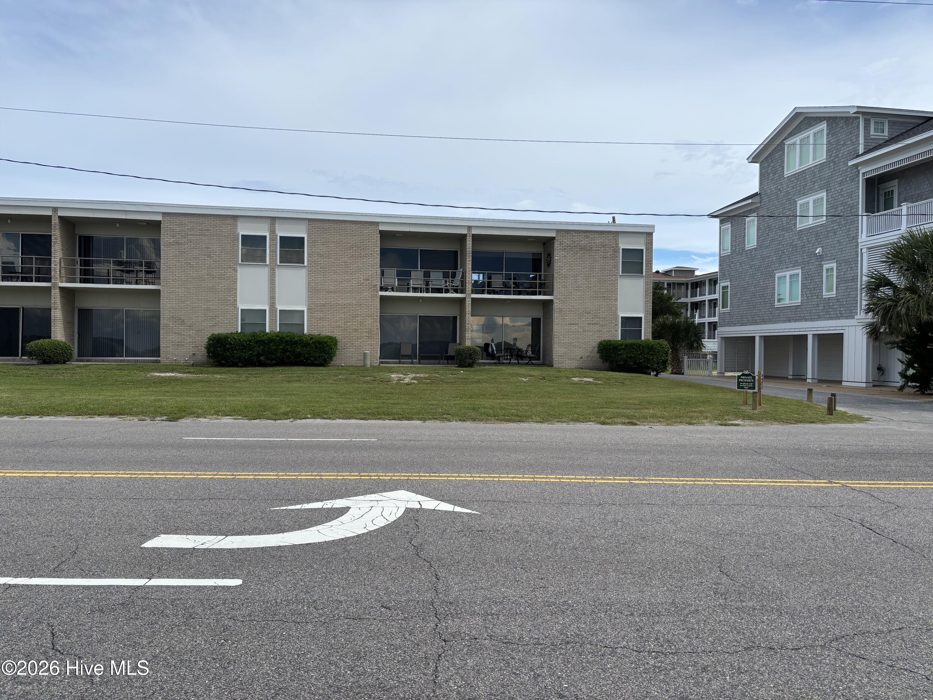 624 Waynick Boulevard Unit 101 Property Photo 4