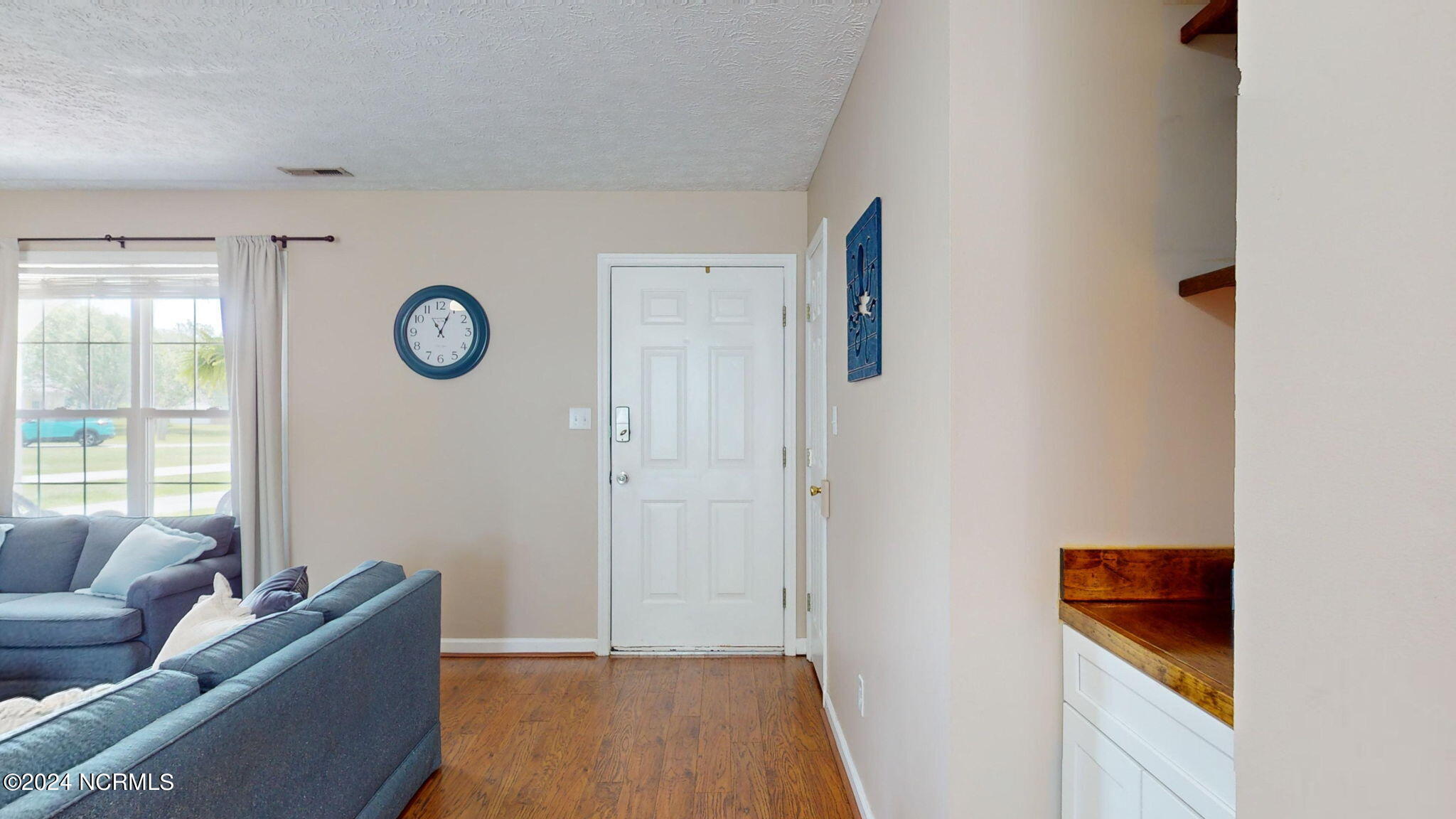 177 Avis Drive Property Photo 7