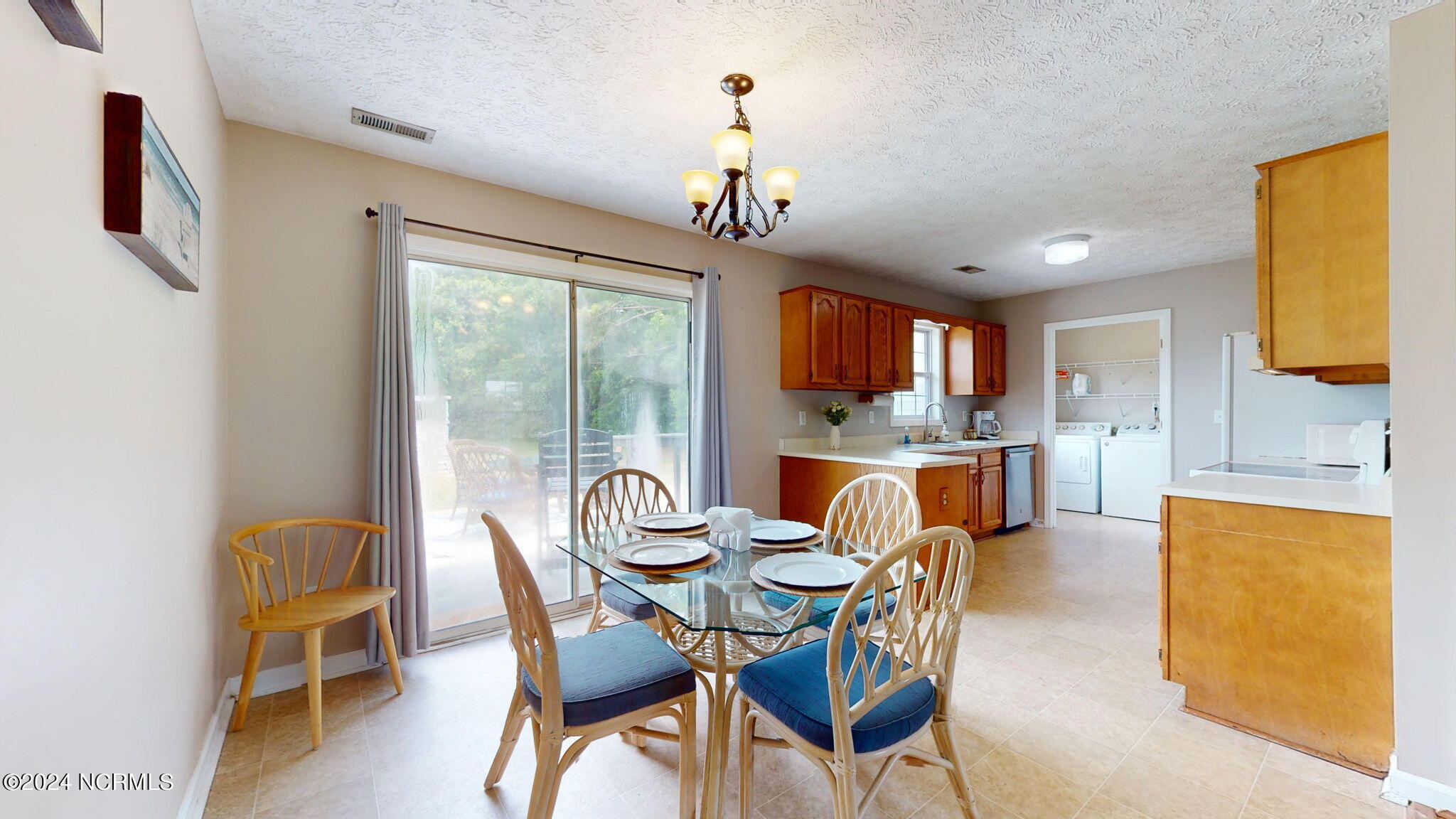 177 Avis Drive Property Photo 12