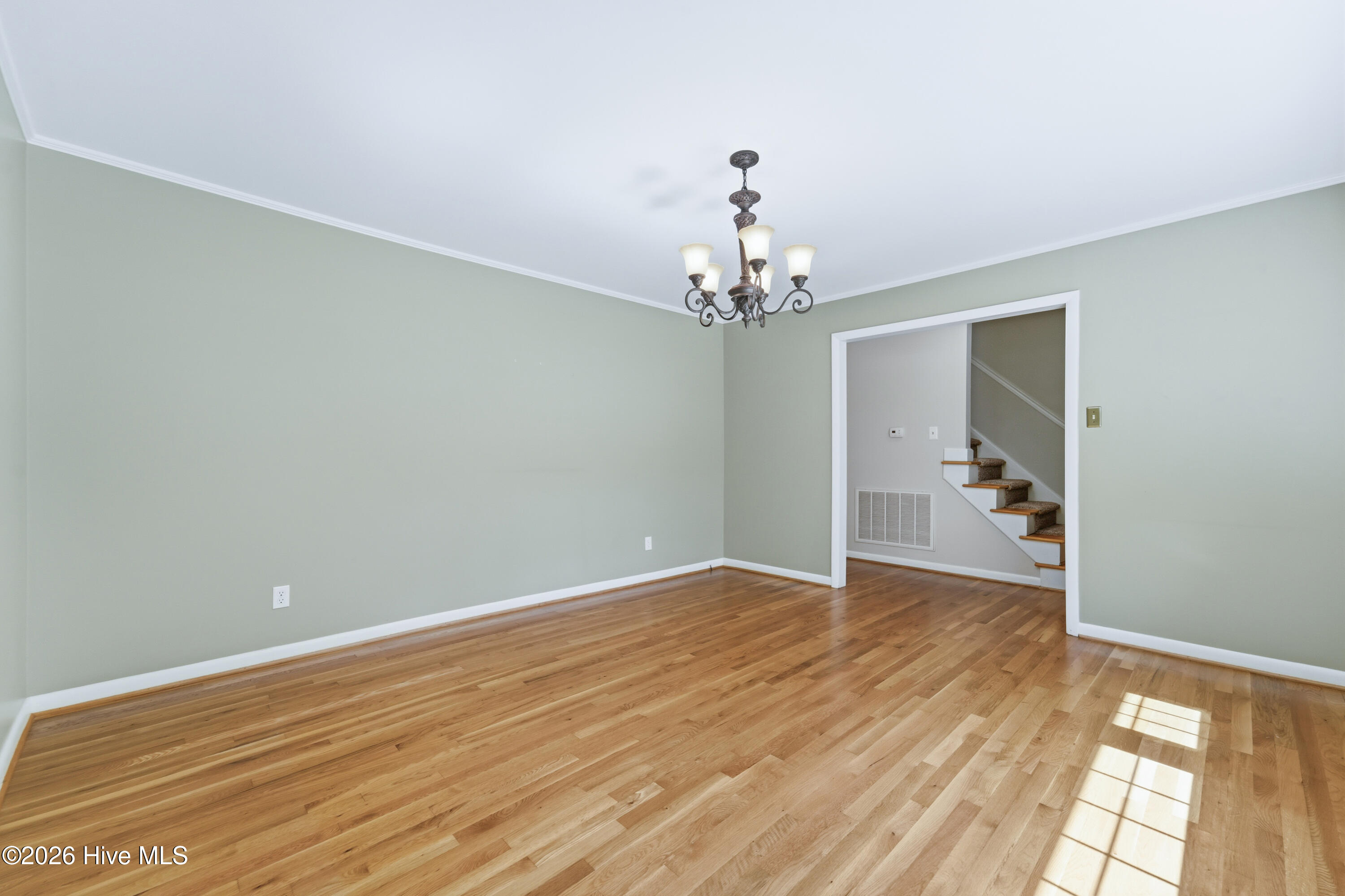 203 Brookview Drive Property Photo 6