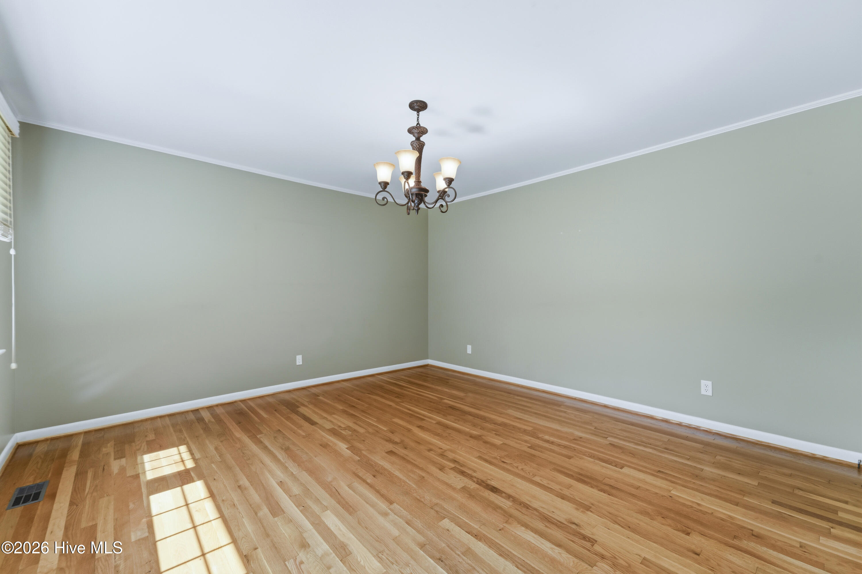 203 Brookview Drive Property Photo 7