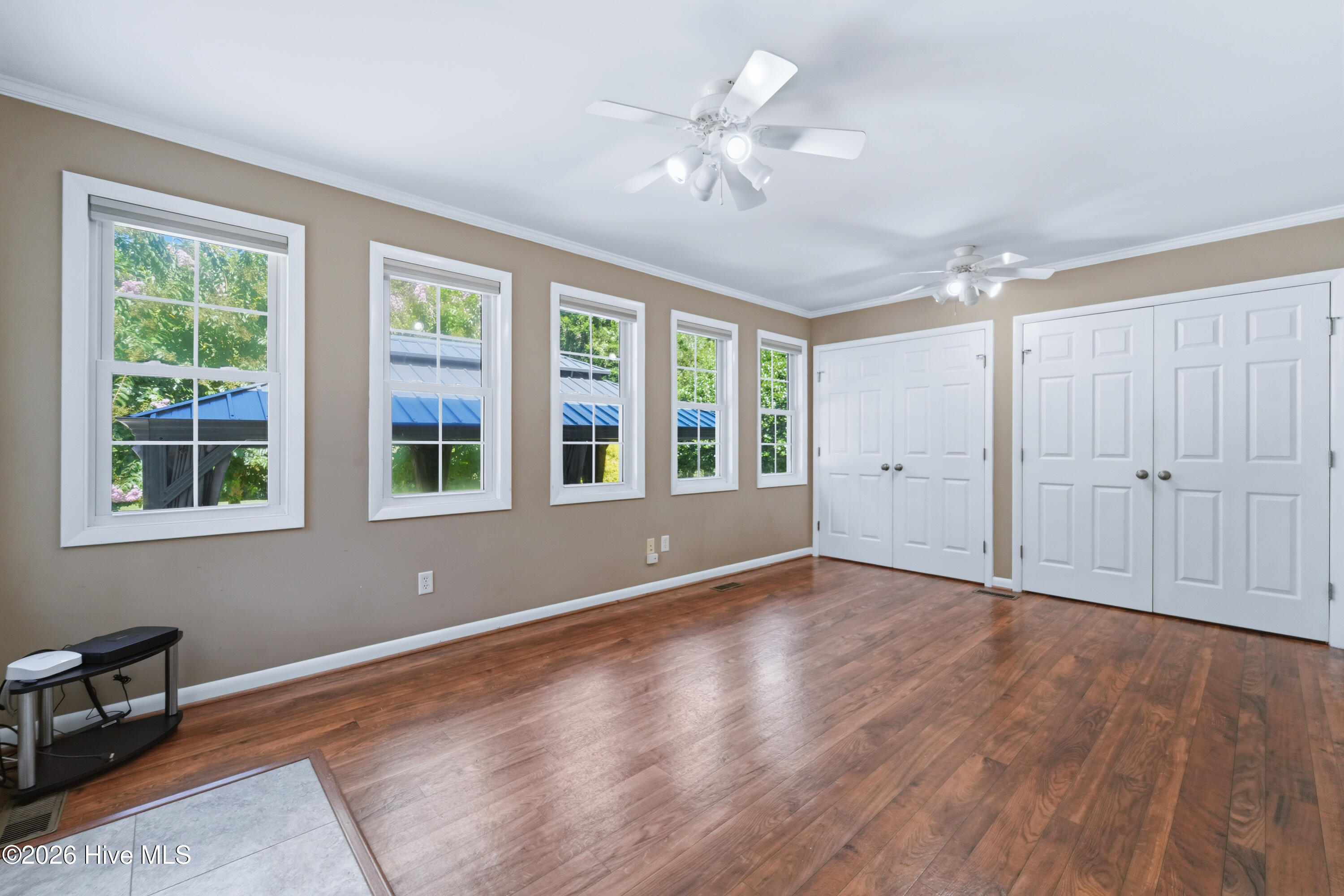 203 Brookview Drive Property Photo 15