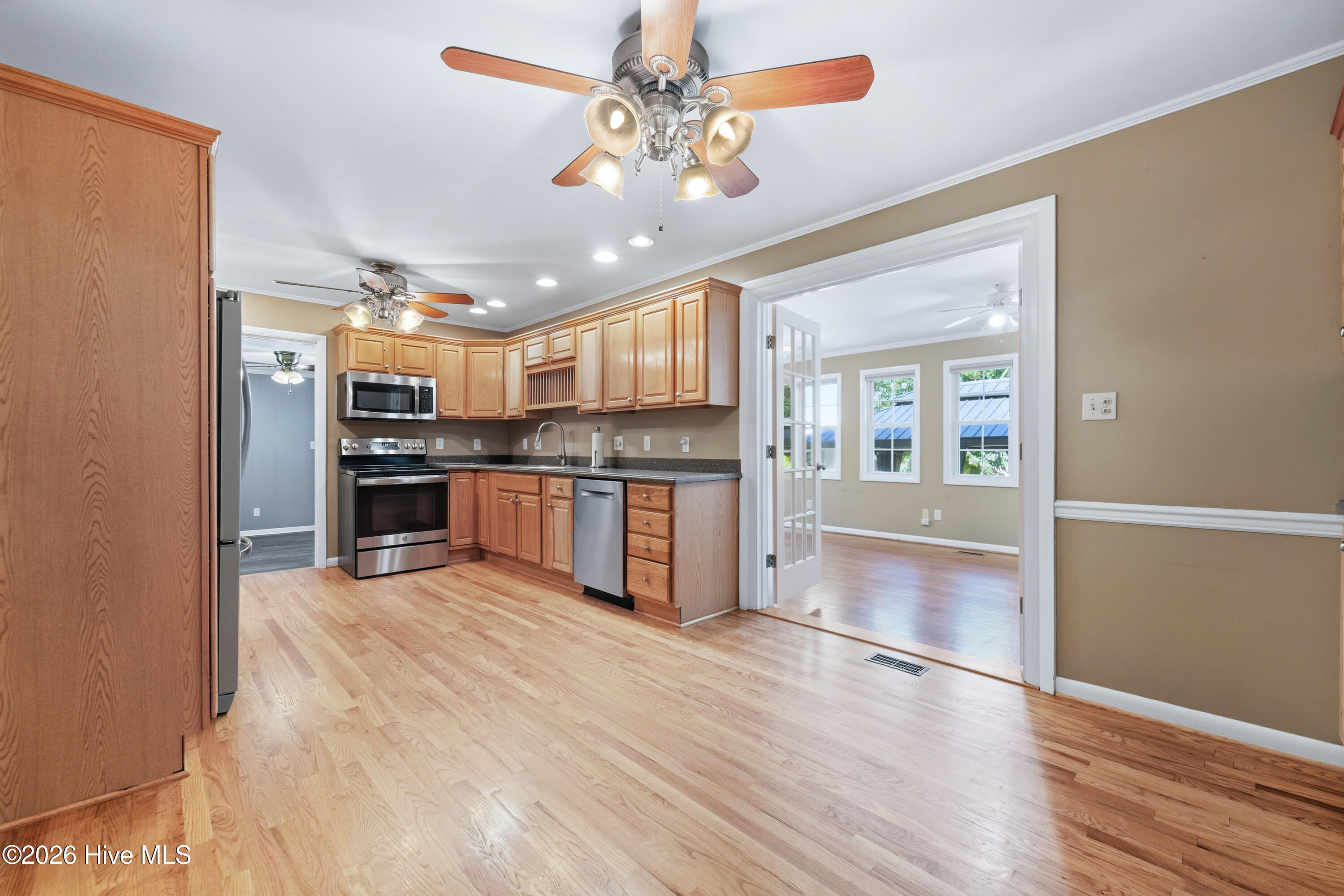 203 Brookview Drive Property Photo 17
