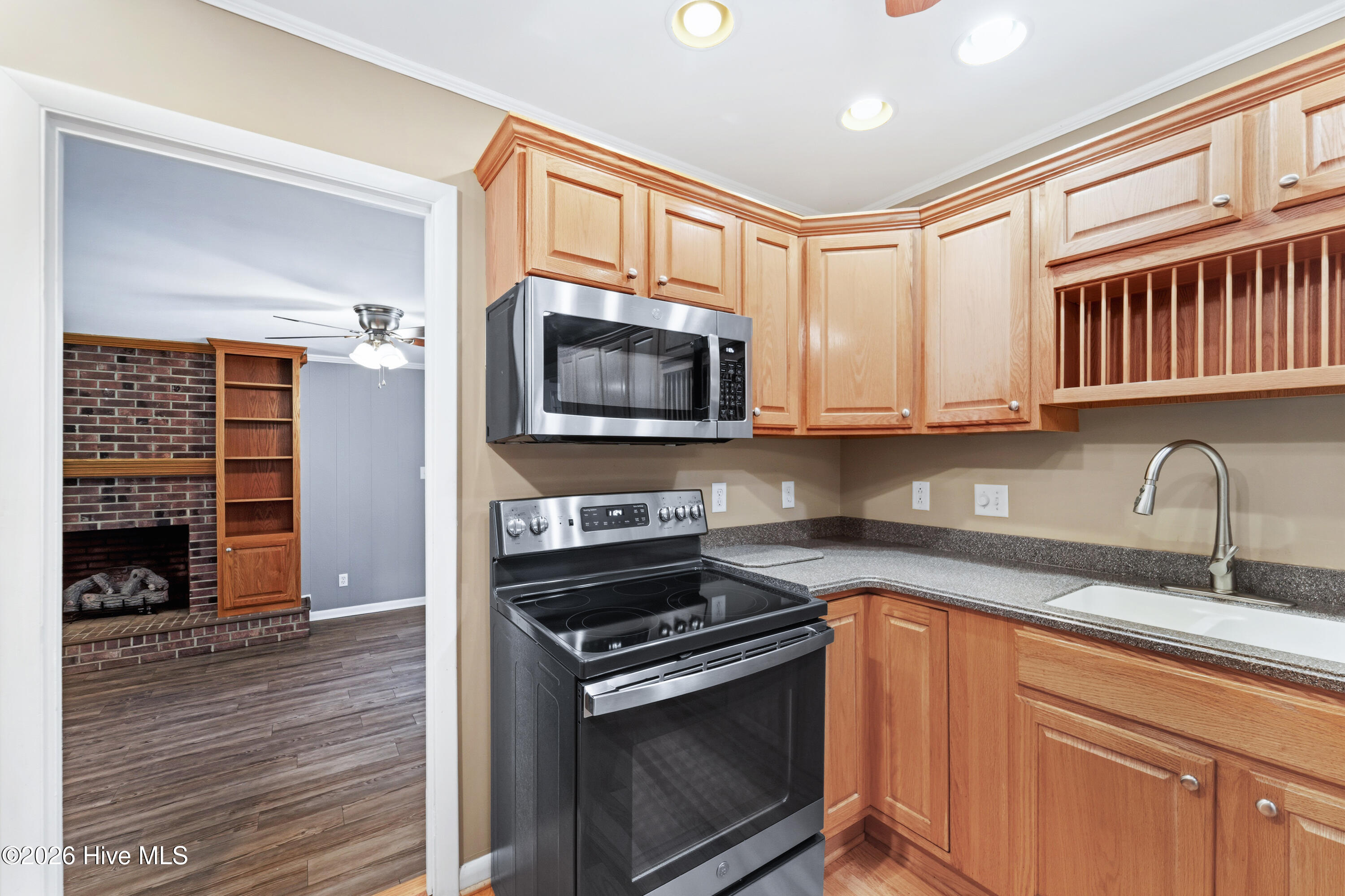 203 Brookview Drive Property Photo 24