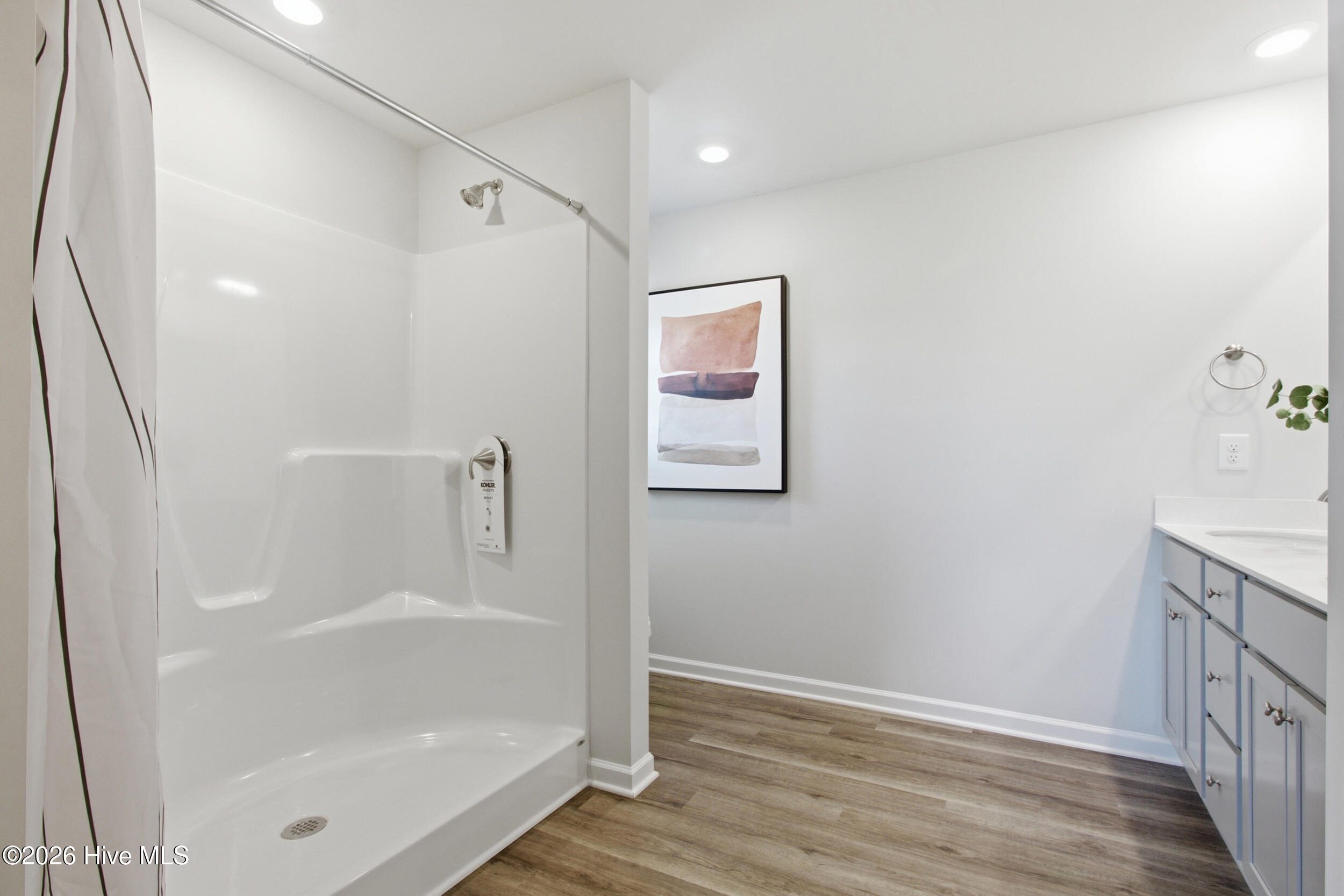 169 N Squires Lane Property Photo 31