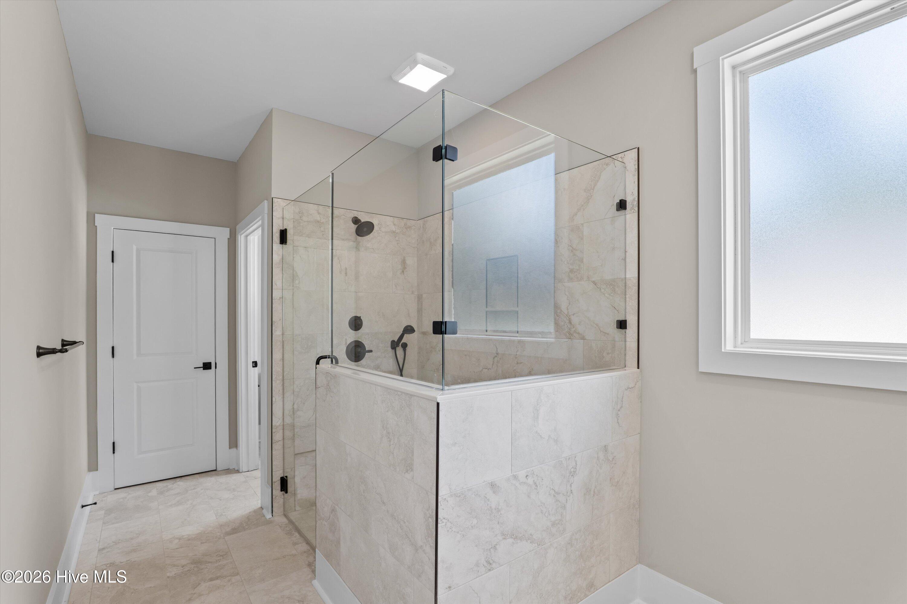 306 Clipper Trace Property Photo 32