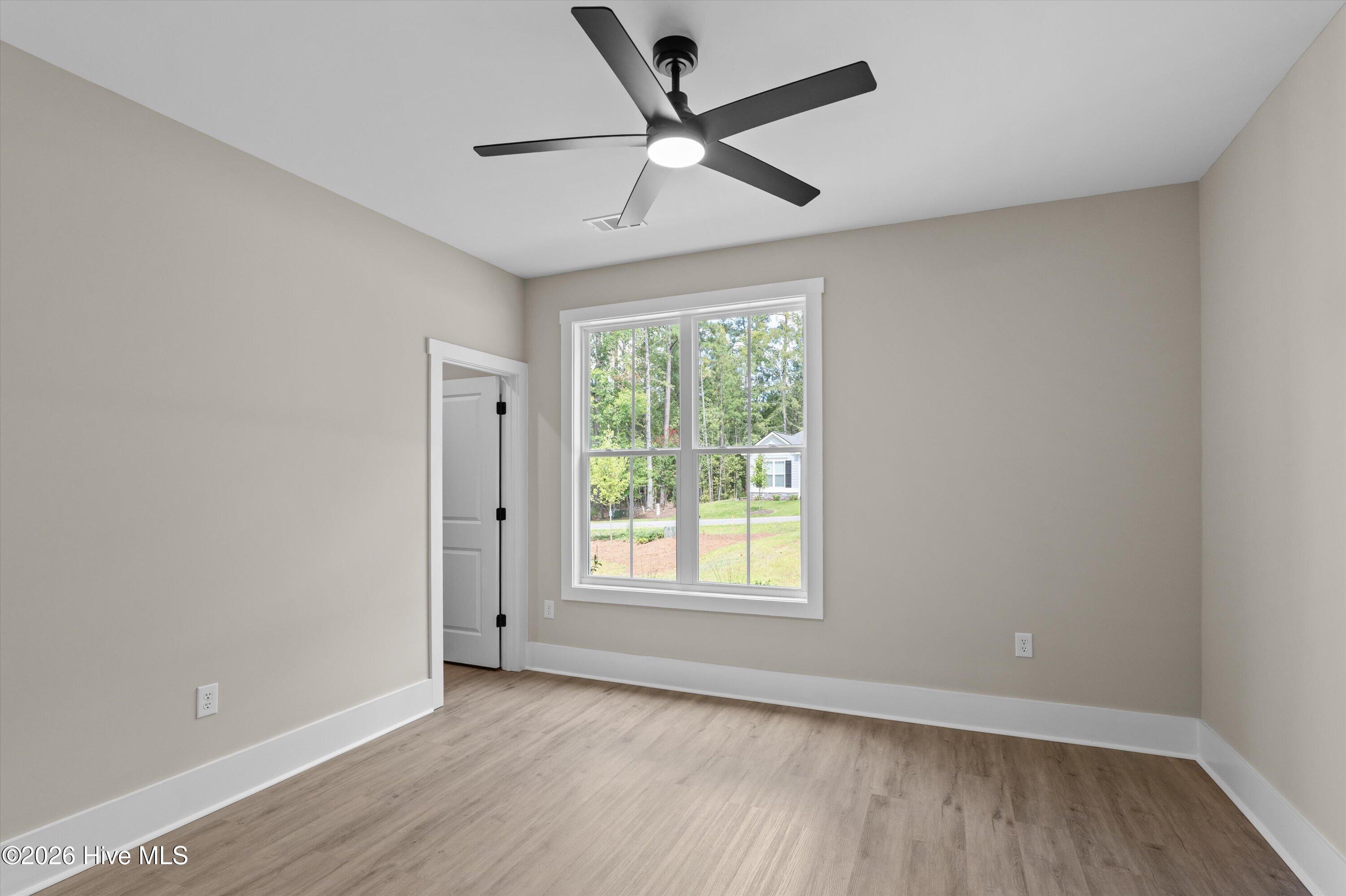 306 Clipper Trace Property Photo 39