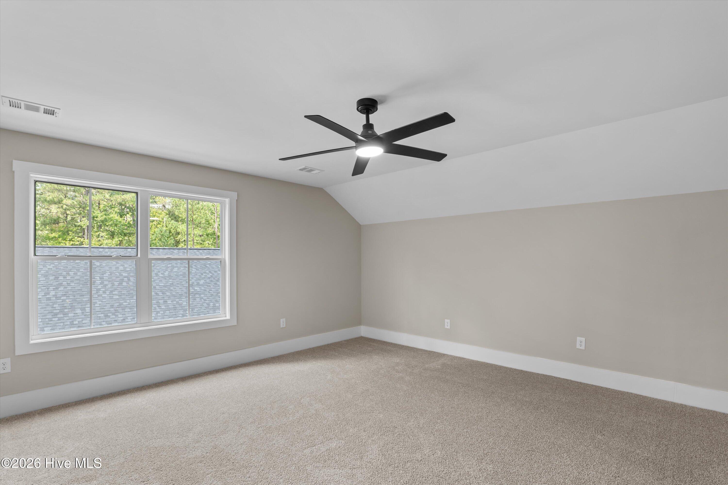 306 Clipper Trace Property Photo 44