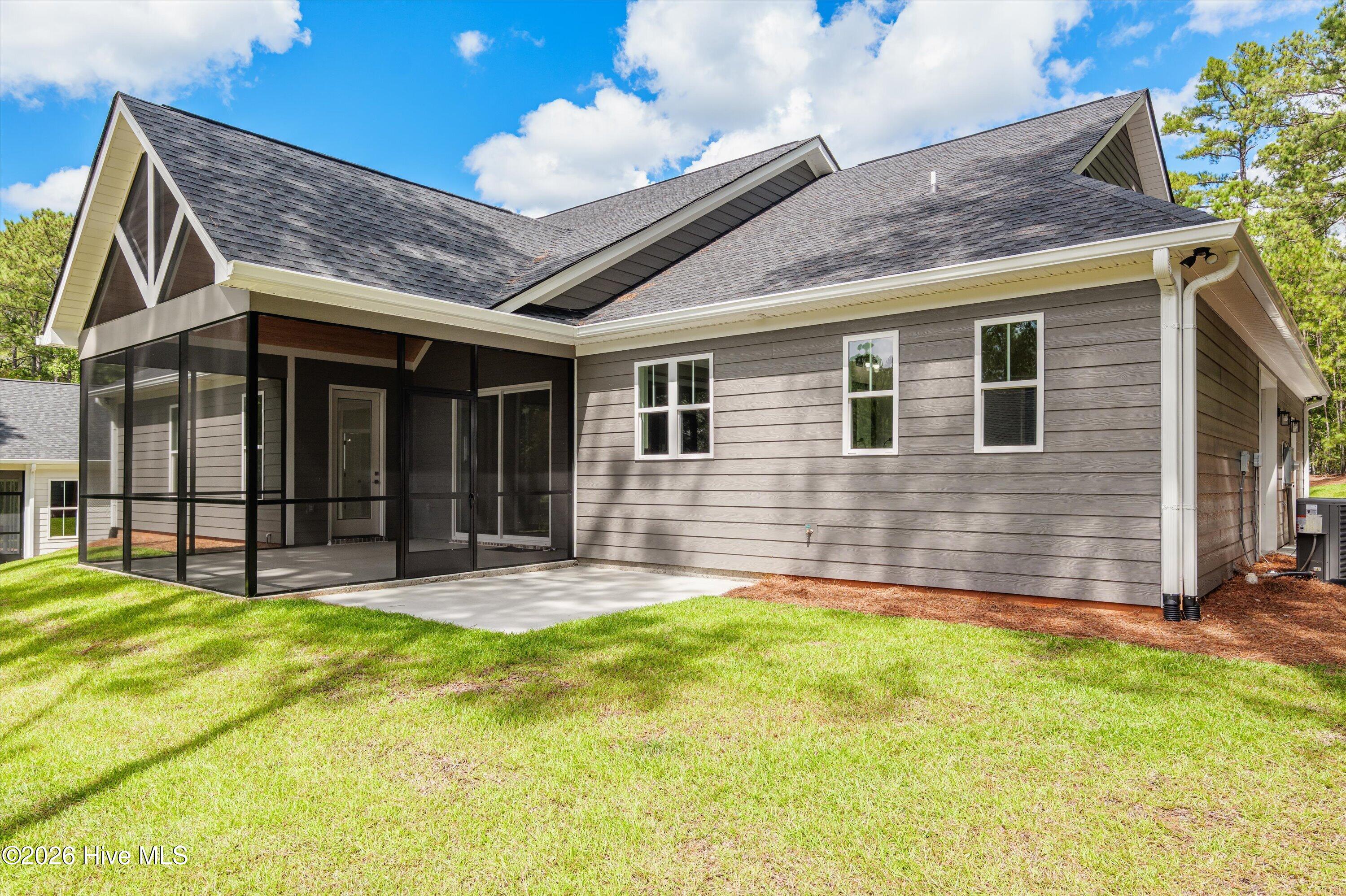 306 Clipper Trace Property Photo 53