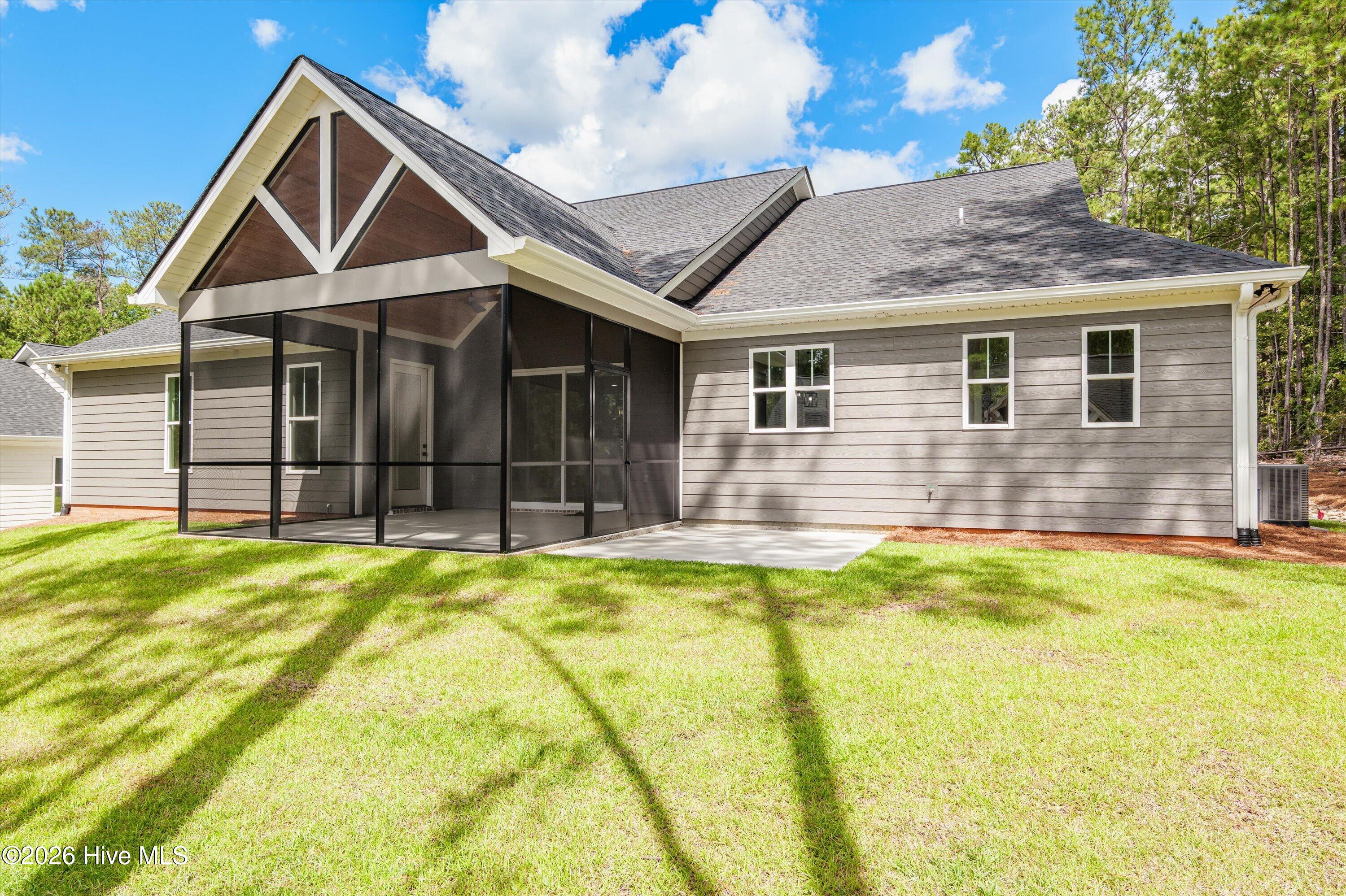 306 Clipper Trace Property Photo 55