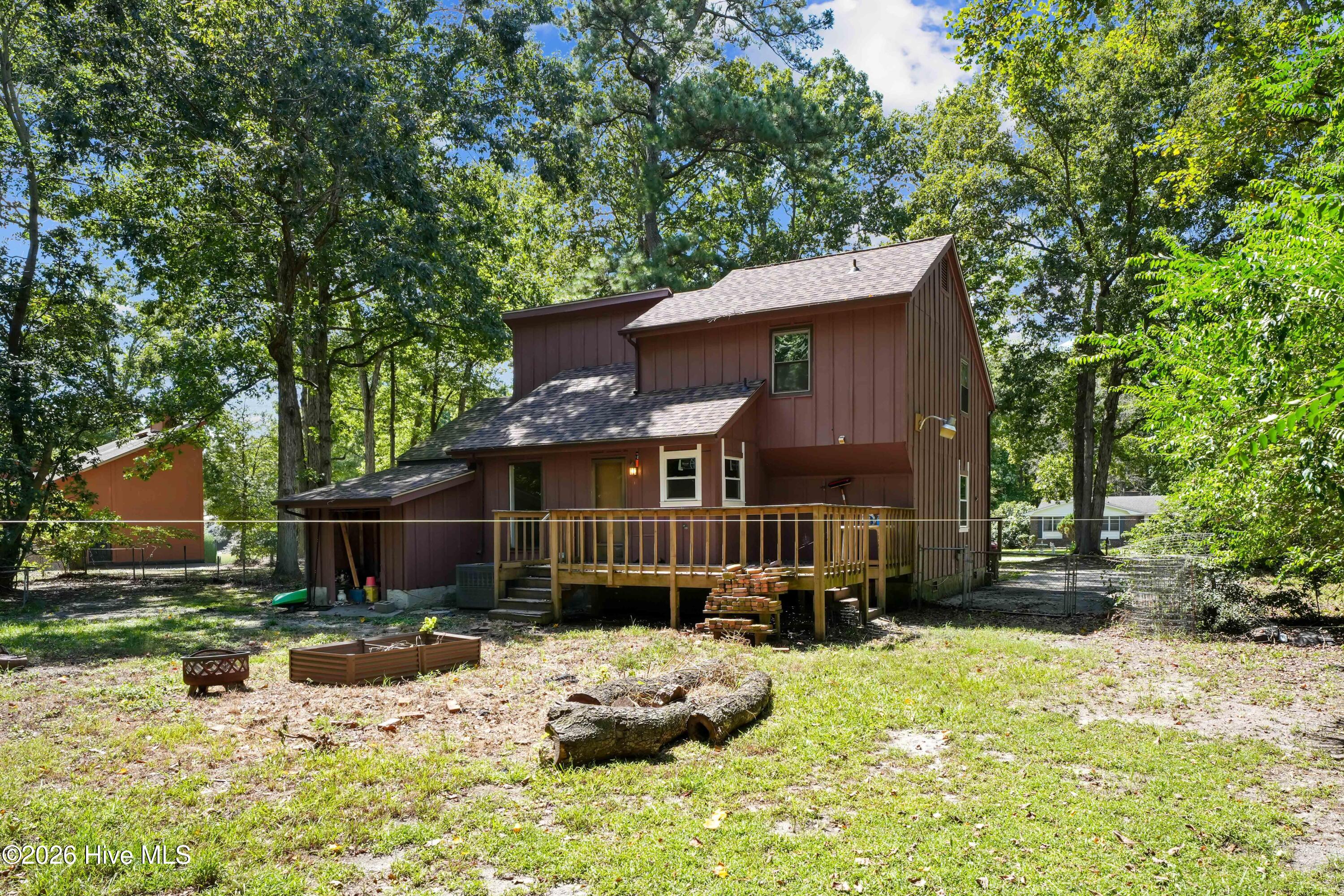 403 White Oak Road Property Photo 6