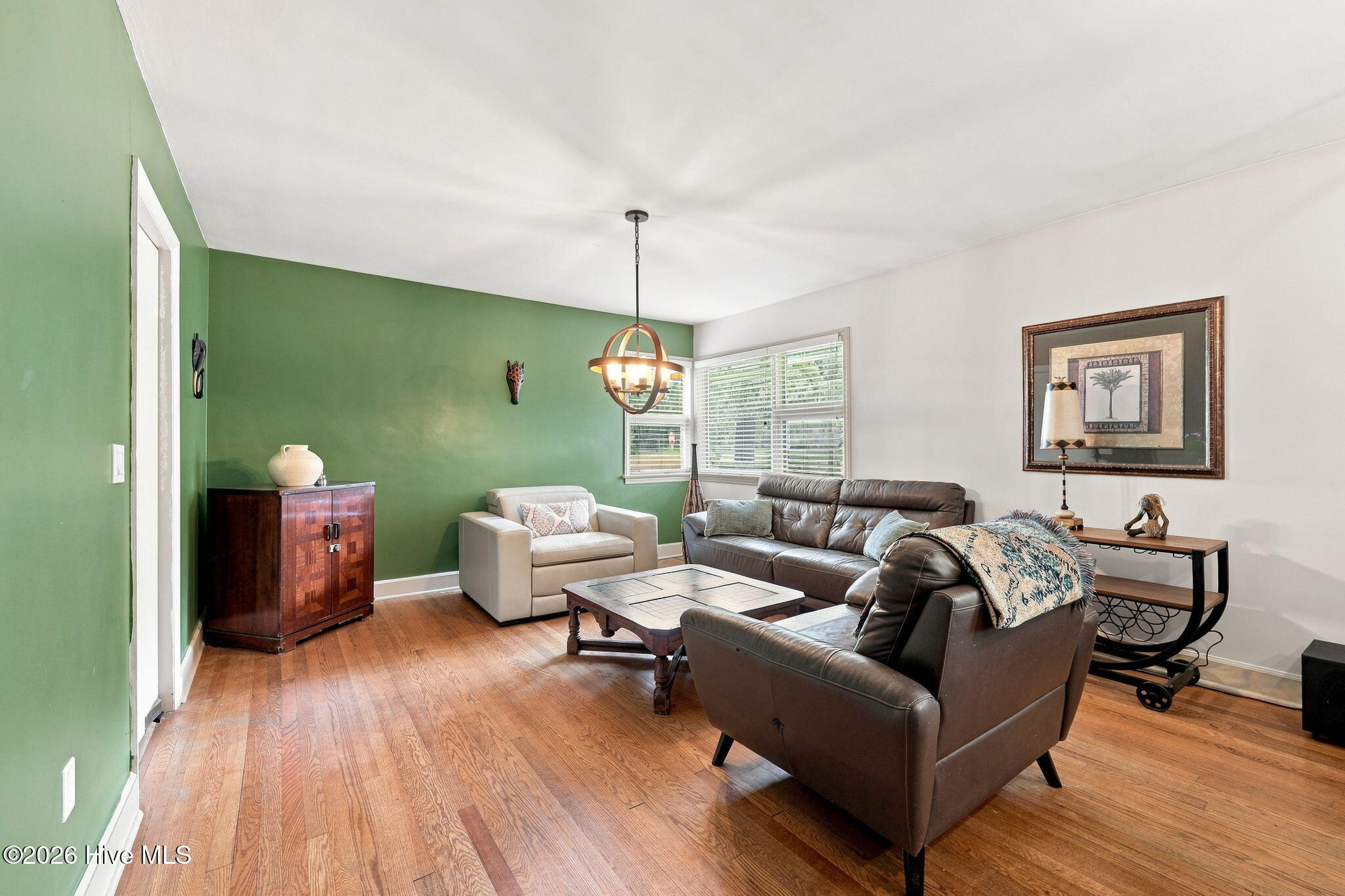402 E Vance Street Property Photo 9