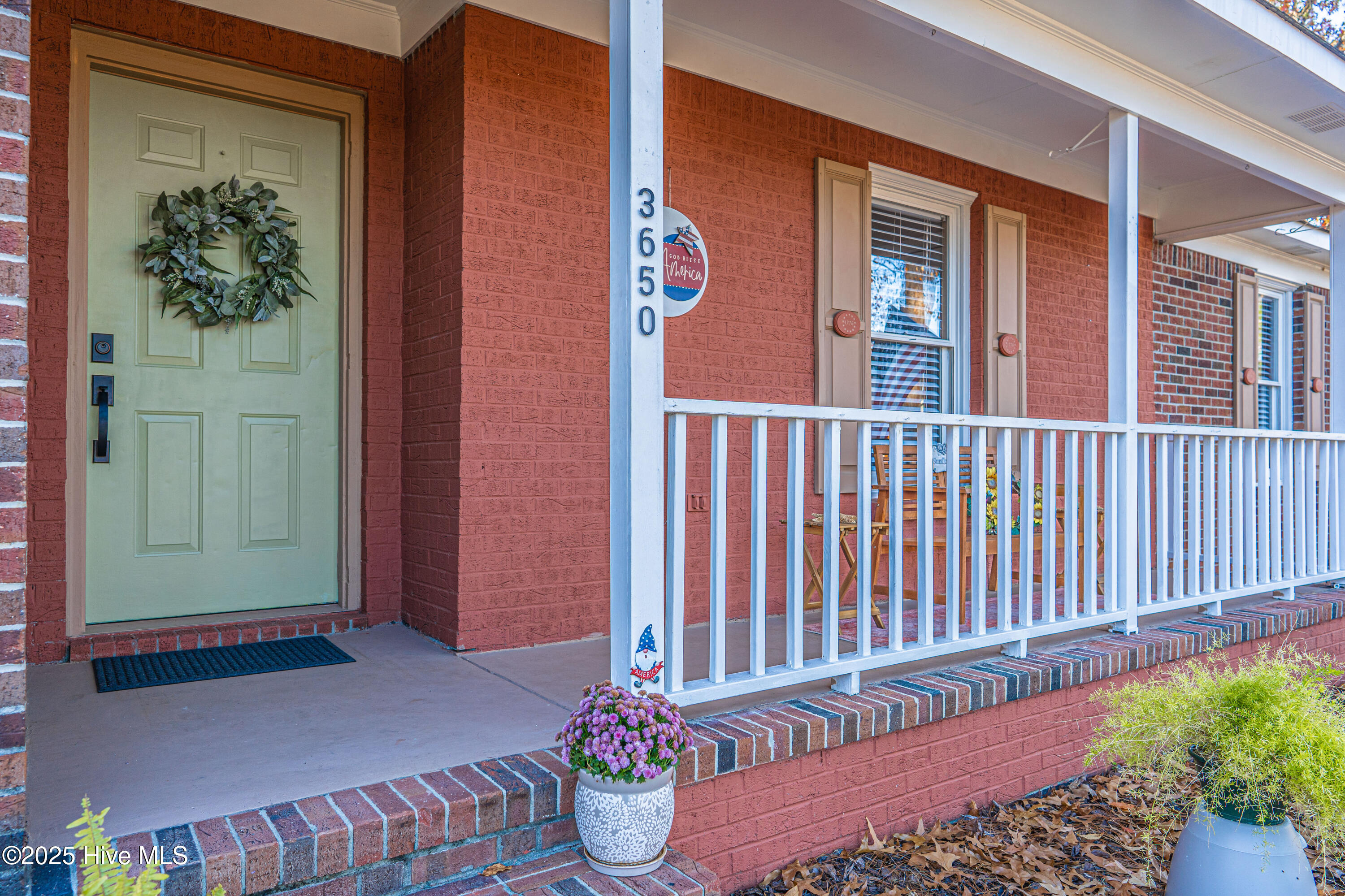 3650 Hanover Drive Property Photo 2