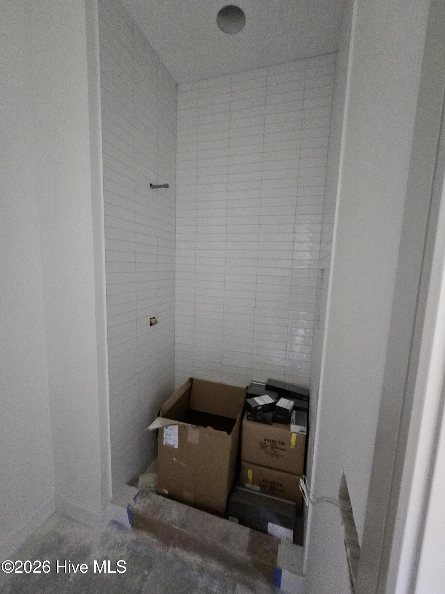 716 Federal Road Property Photo 18
