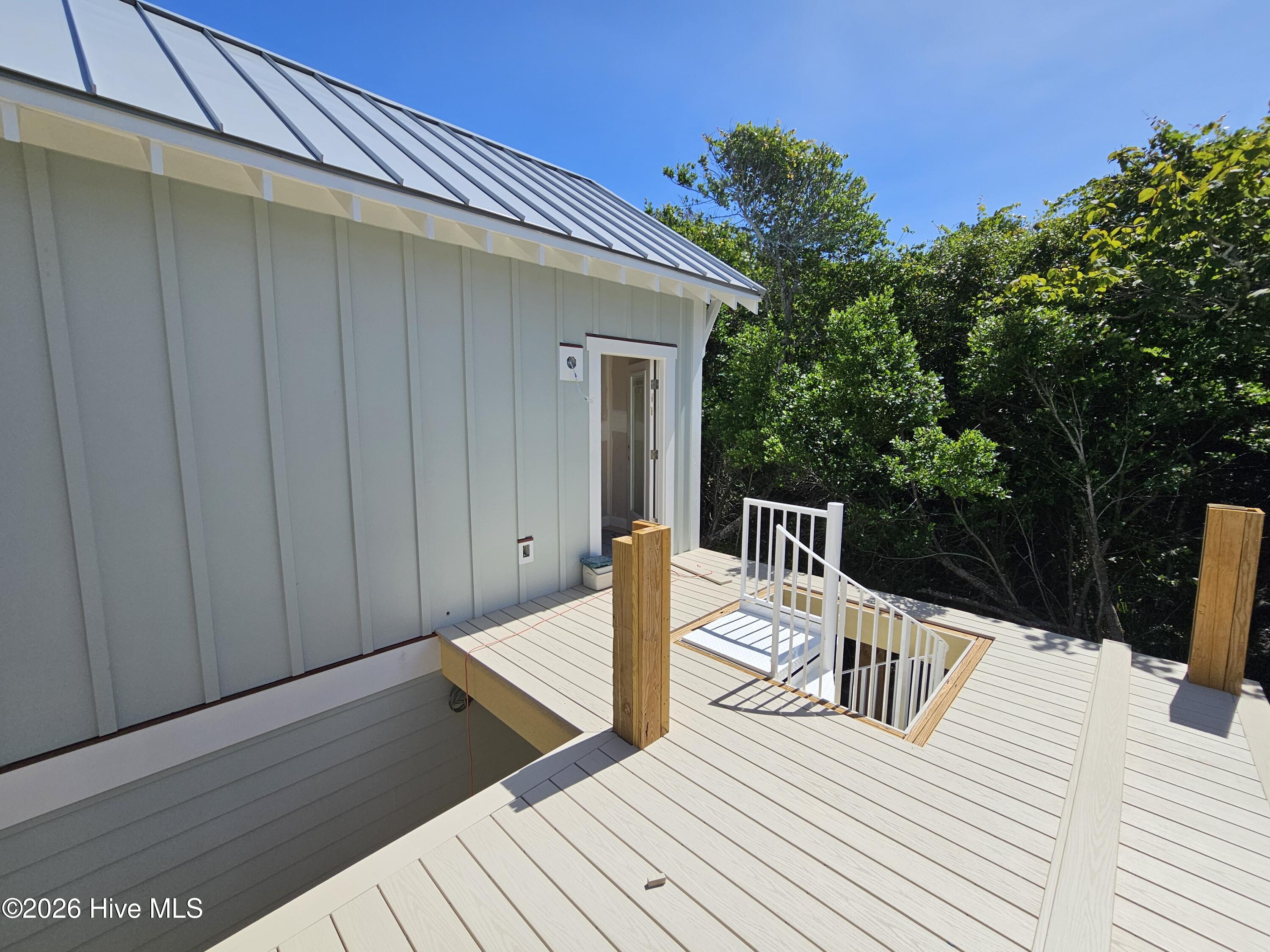 716 Federal Road Property Photo 25