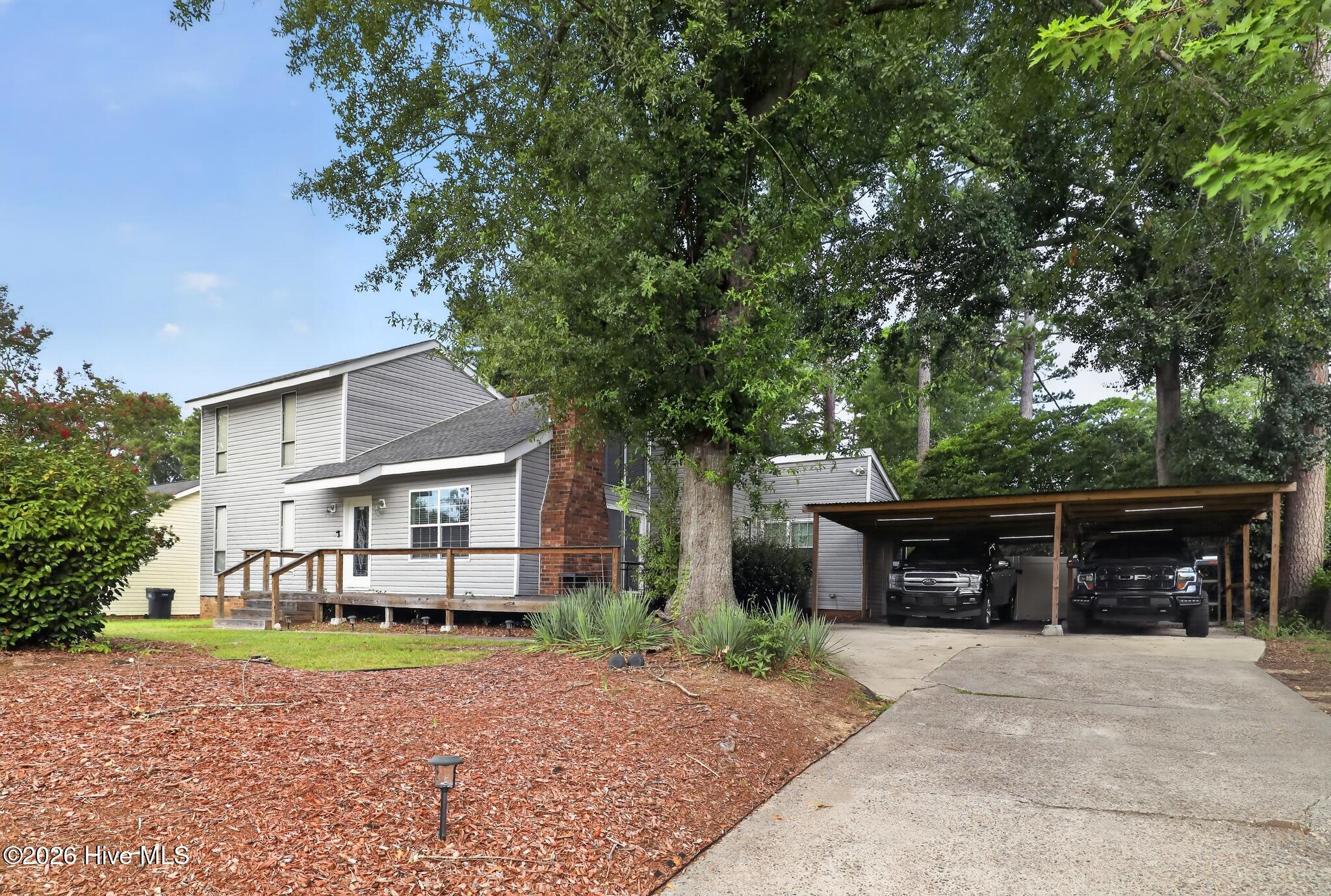 418 Shallowford Circle Property Photo 2
