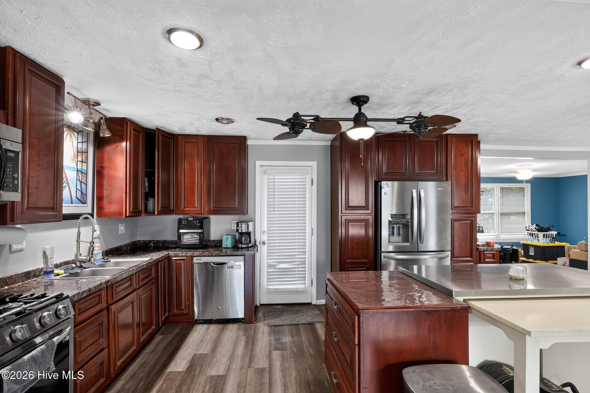 418 Shallowford Circle Property Photo 8