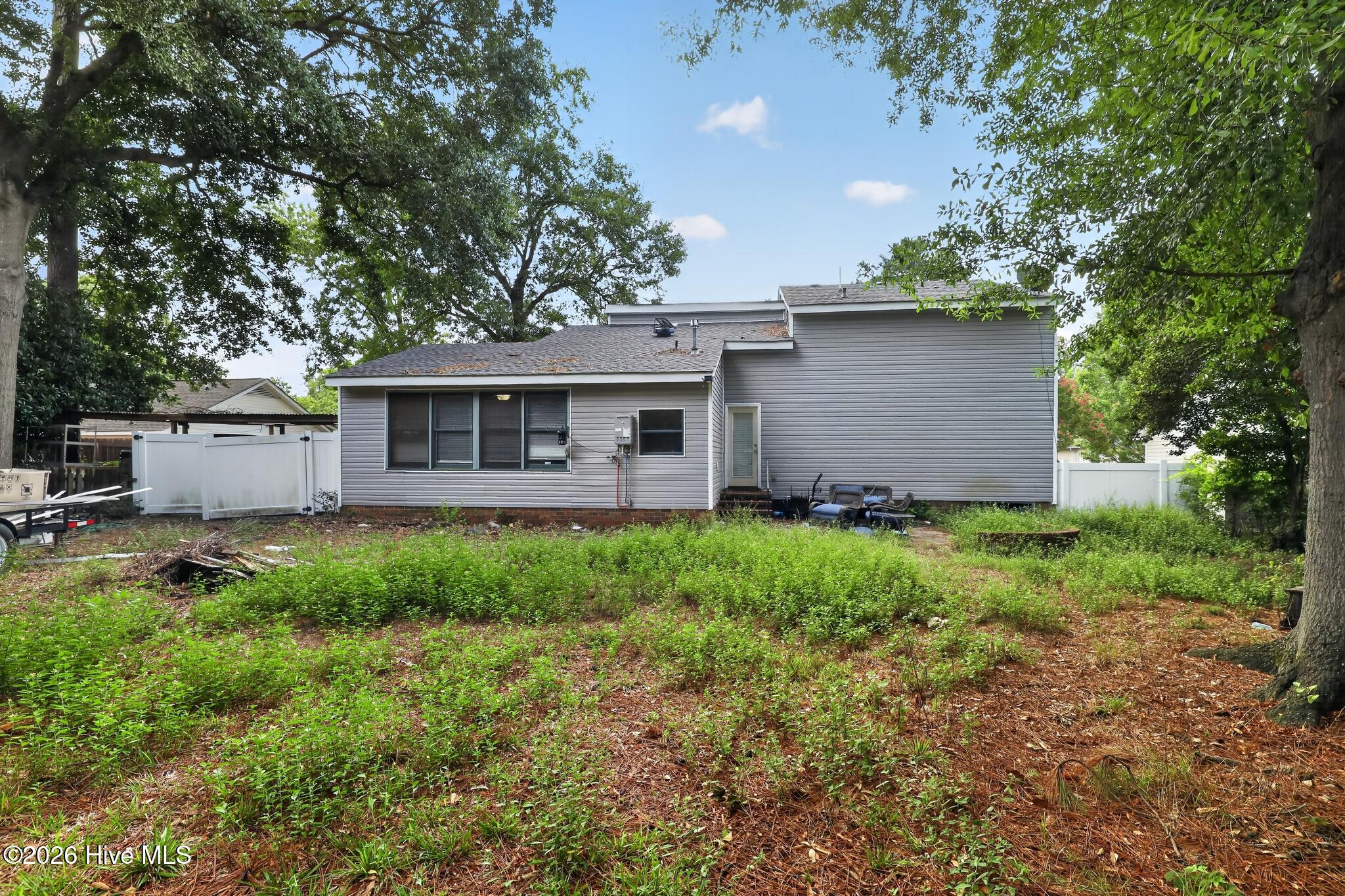 418 Shallowford Circle Property Photo 36