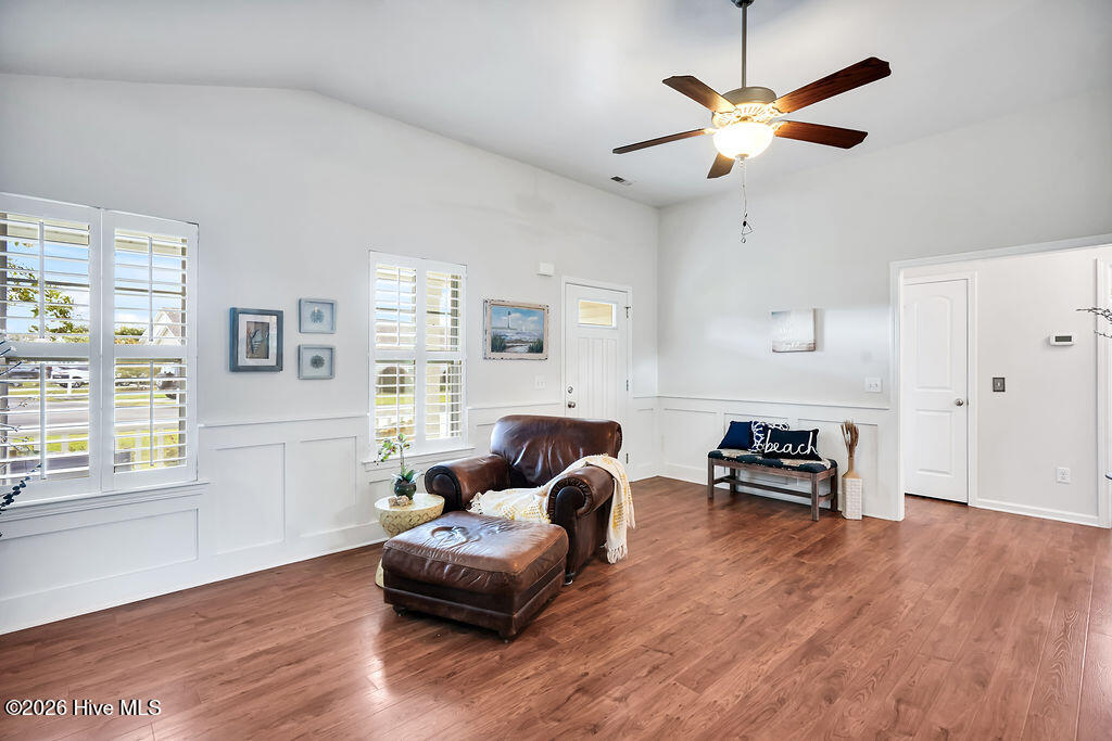 4240 Cherry Laurel Drive Se Property Photo 8