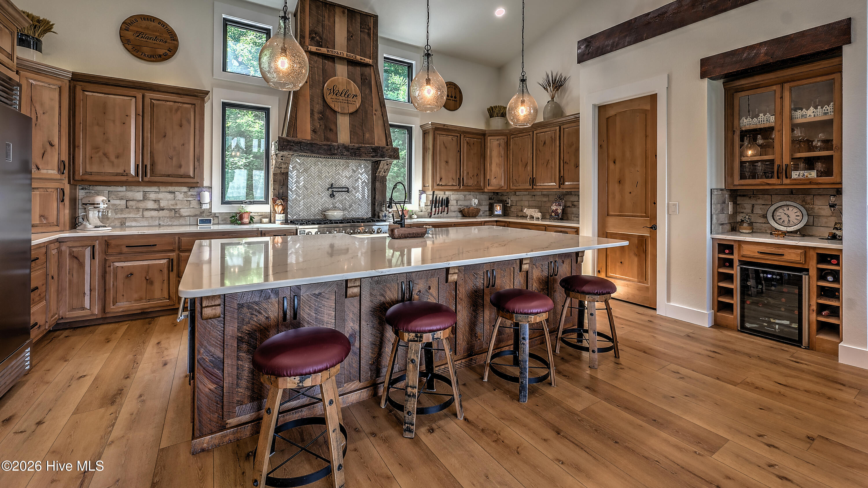 100 Little Den Lane Property Photo 13