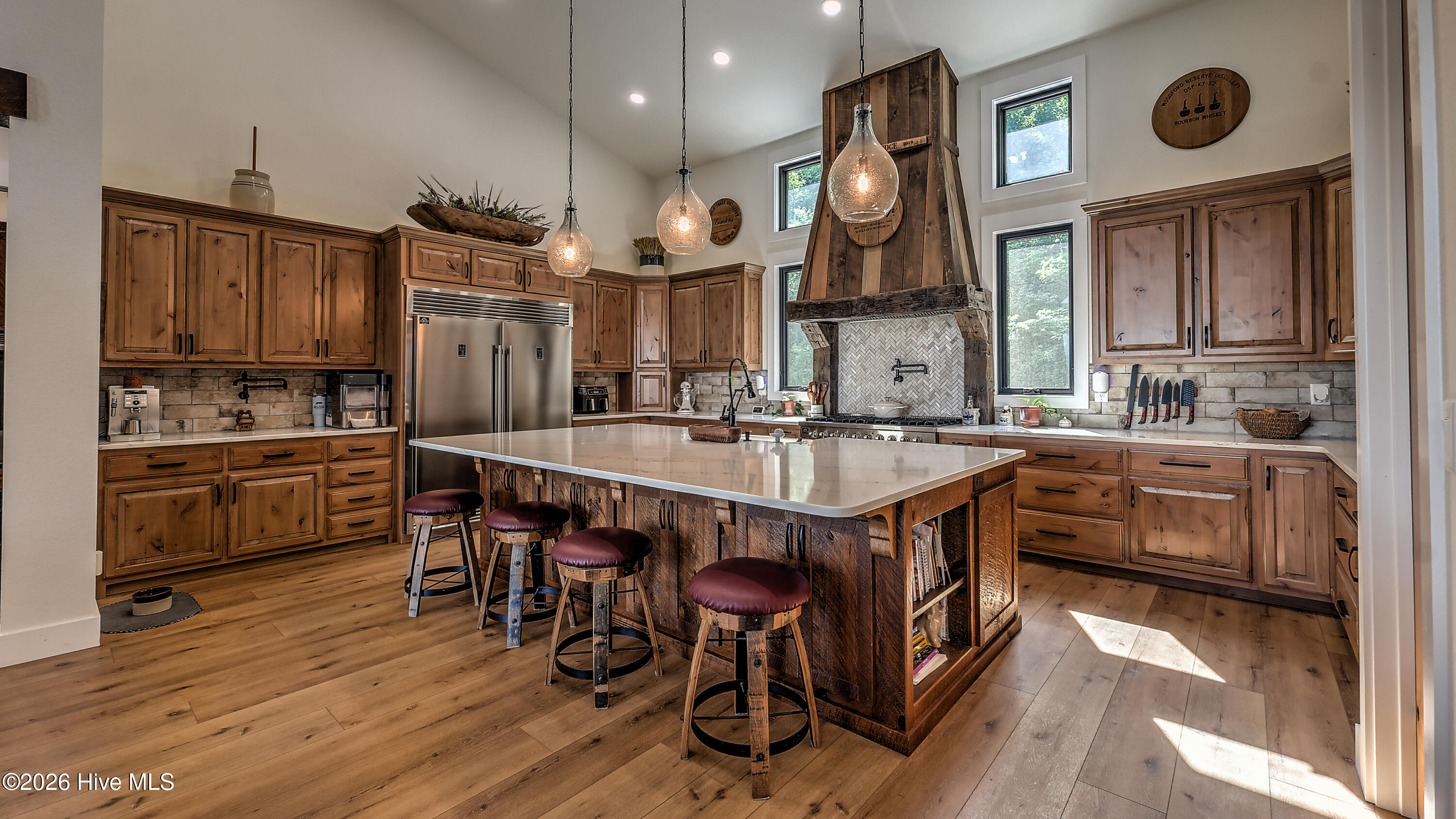 100 Little Den Lane Property Photo 14